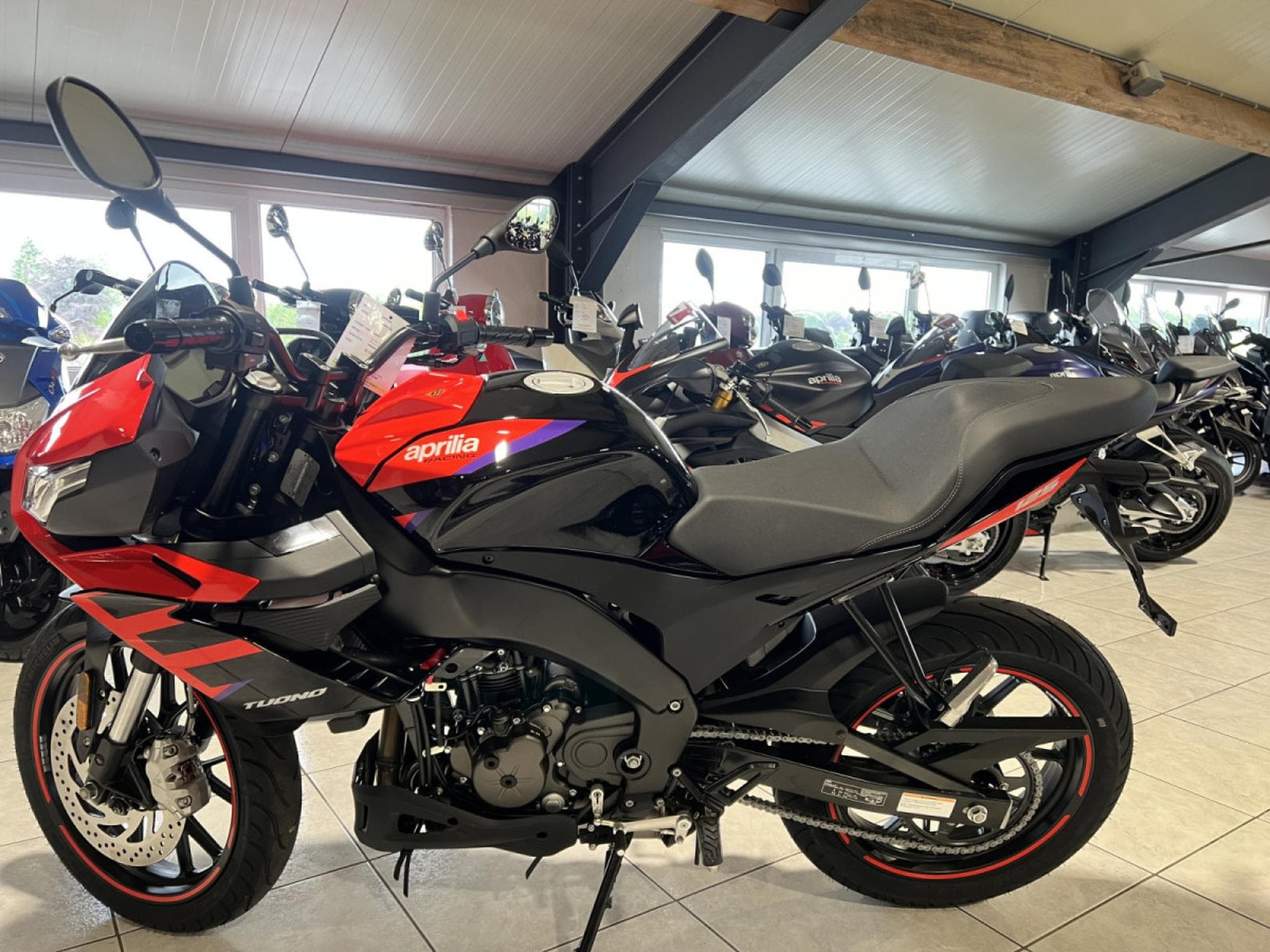 Aprilia Tuono 125 Rabaissée 550-065-35 (2026) - Photo 4