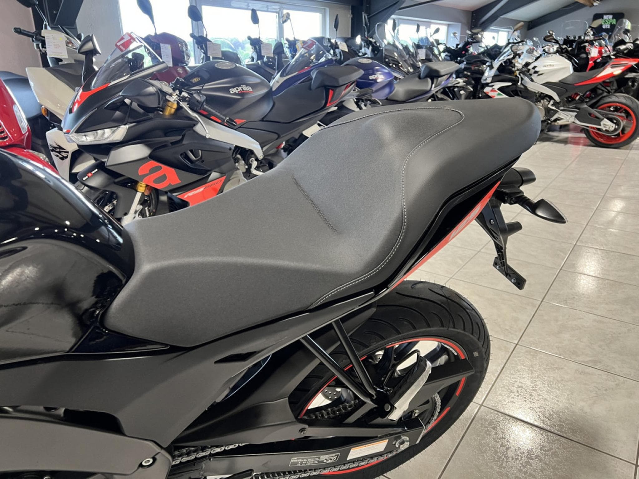 Aprilia Tuono 125 Rabaissée 550-065-35 (2026) - Photo 5