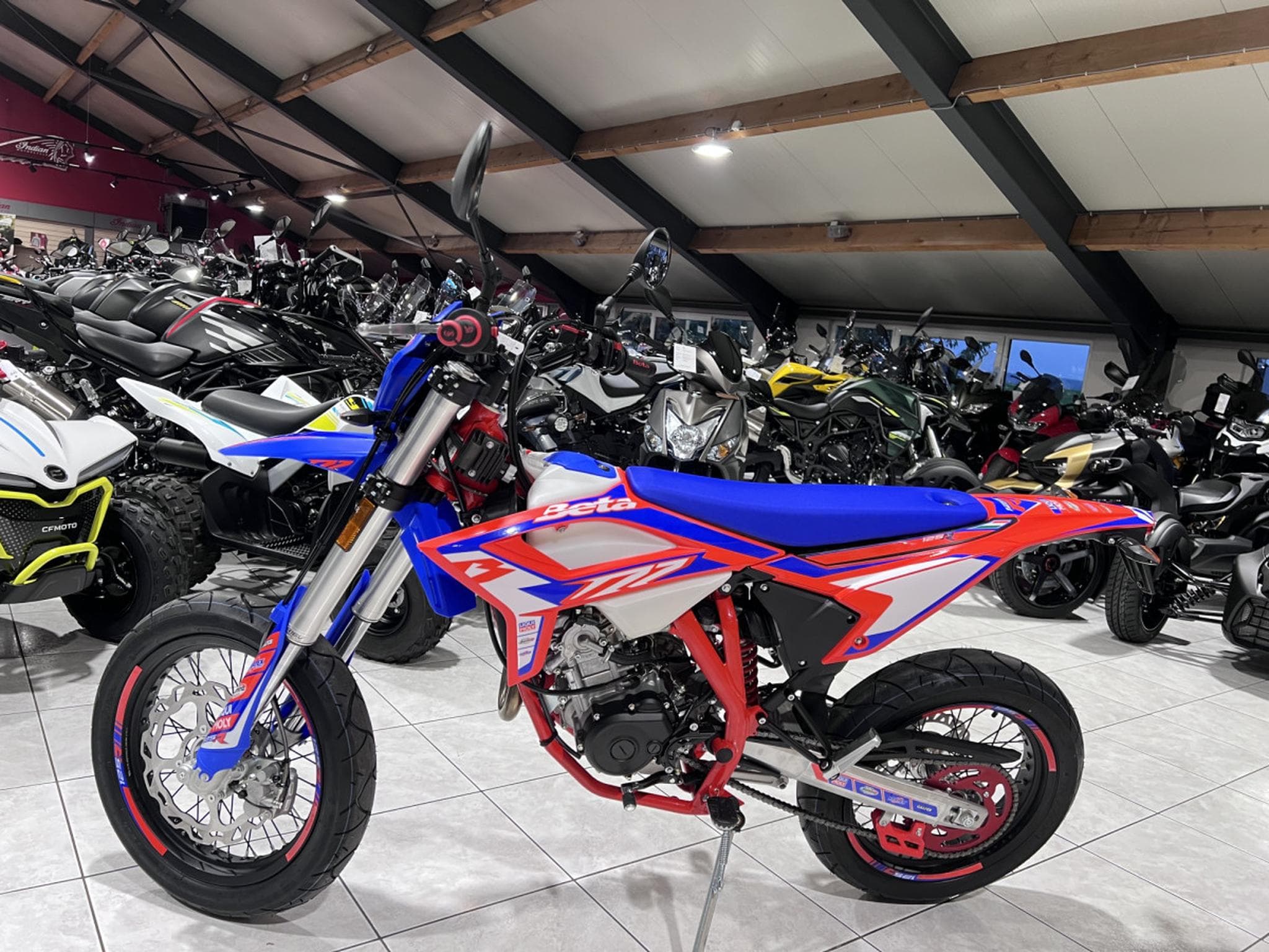Beta RR Motard 125 RACE (2026) - Photo 4