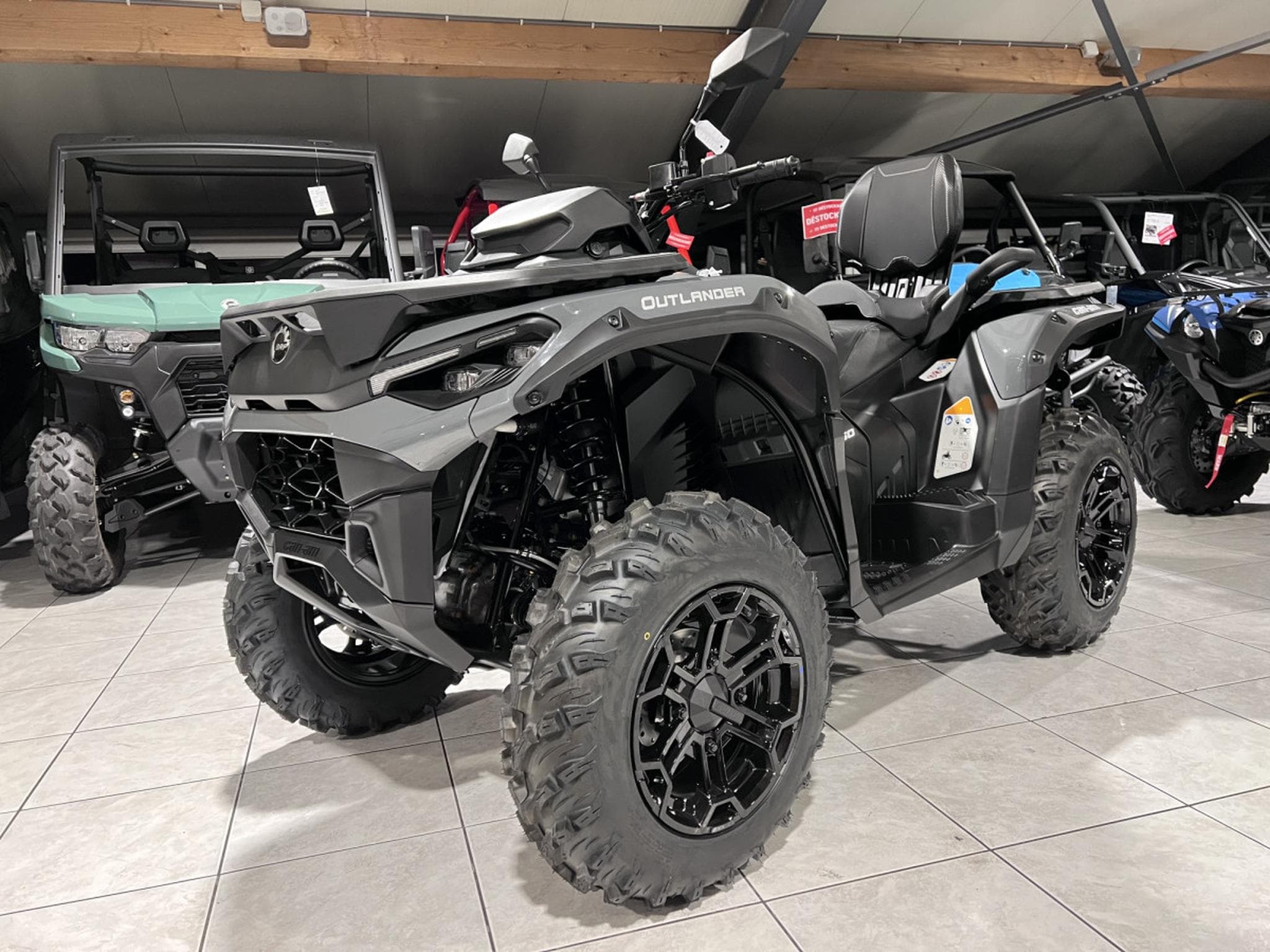 BRP Can-Am Outlander Max MY26 850 DPS  ABS T3B 1000 cc (2026) - Photo 2