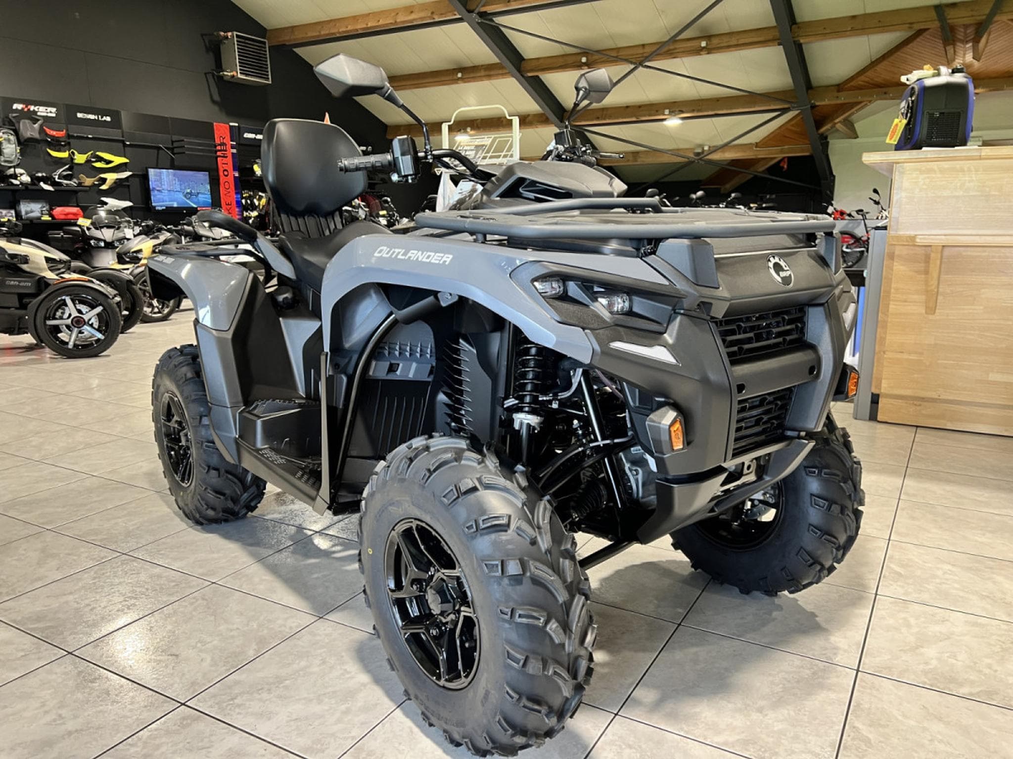 BRP Can-Am Outlander Max MY26 500 DPS  ABS  T3B (2026) - Photo 7
