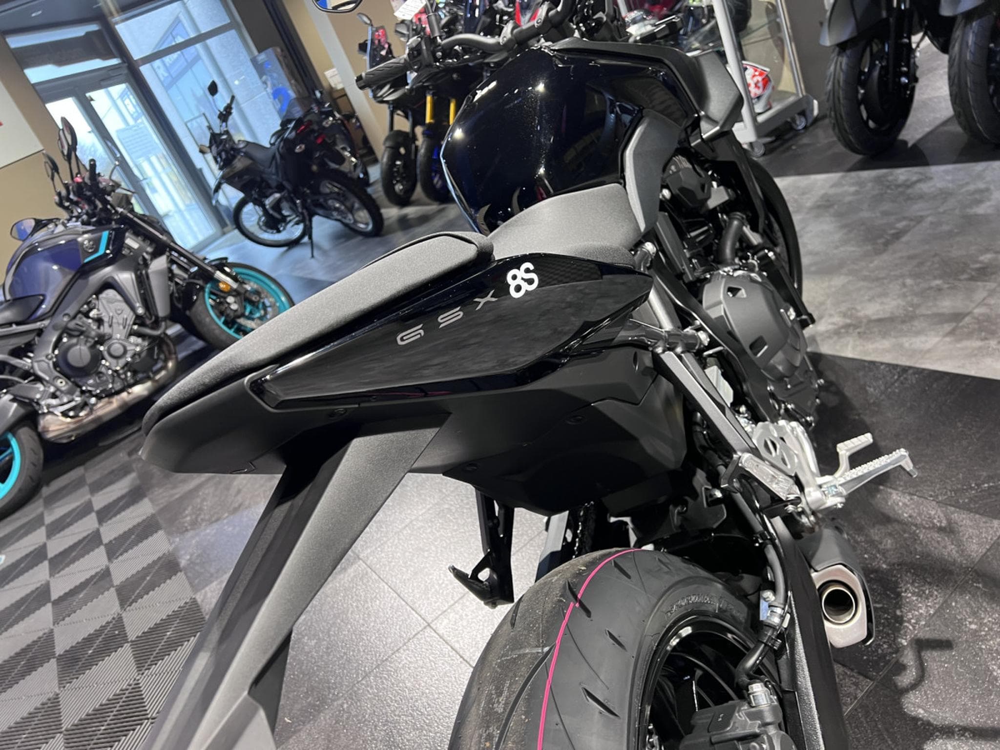 Suzuki GSX (2026) - Photo 5