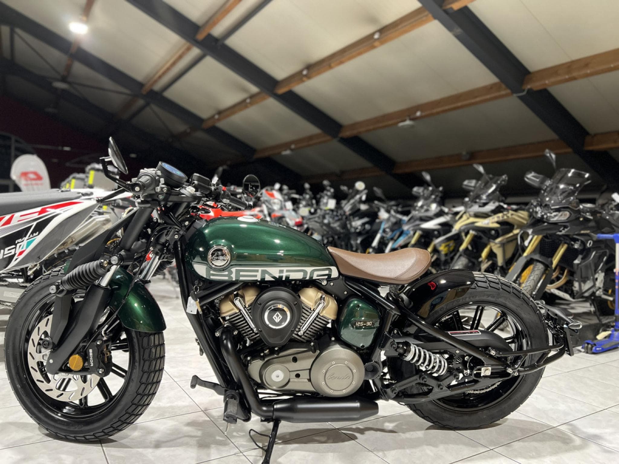 Benda Napoleon 250 (2026) - Photo 4
