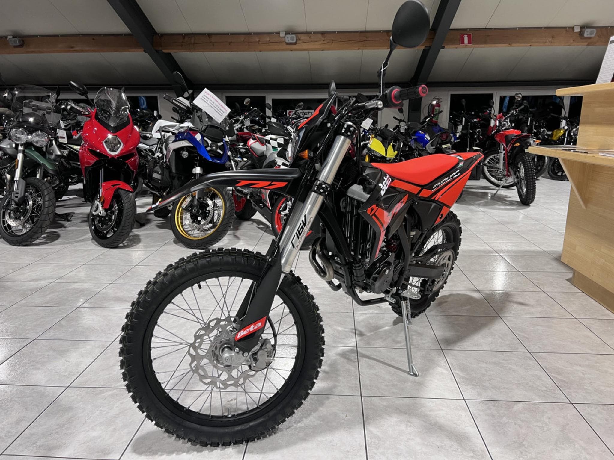 Beta RR 4T (2026) - Photo 2