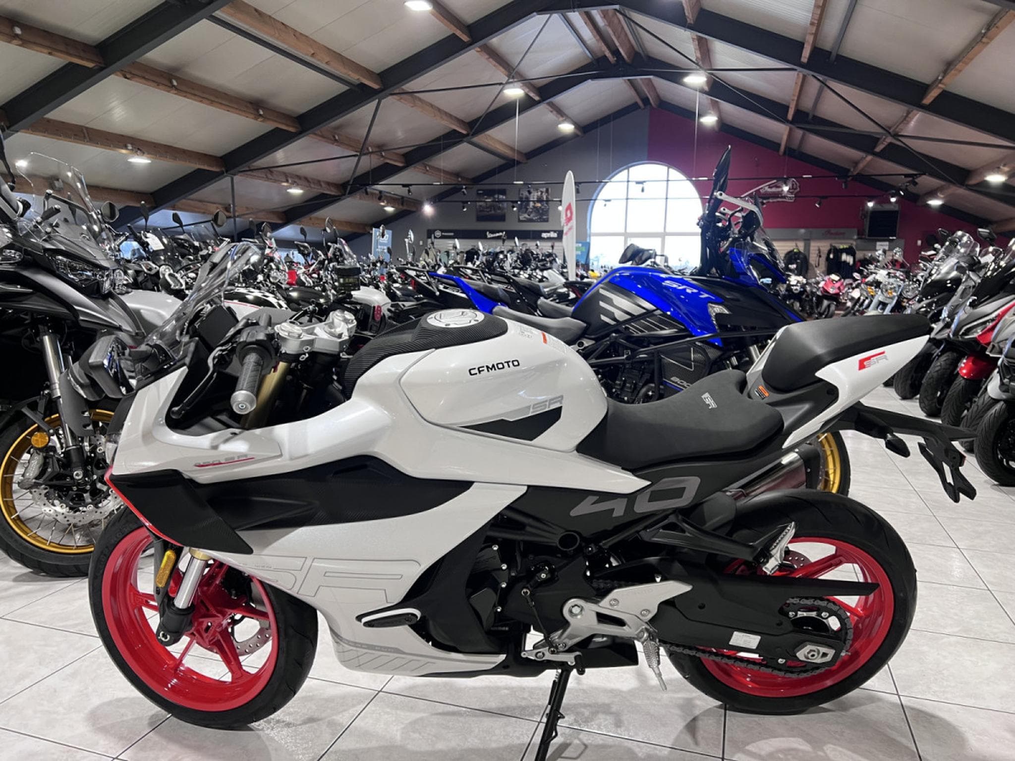 CF Moto SR TC (2025) - Photo 4