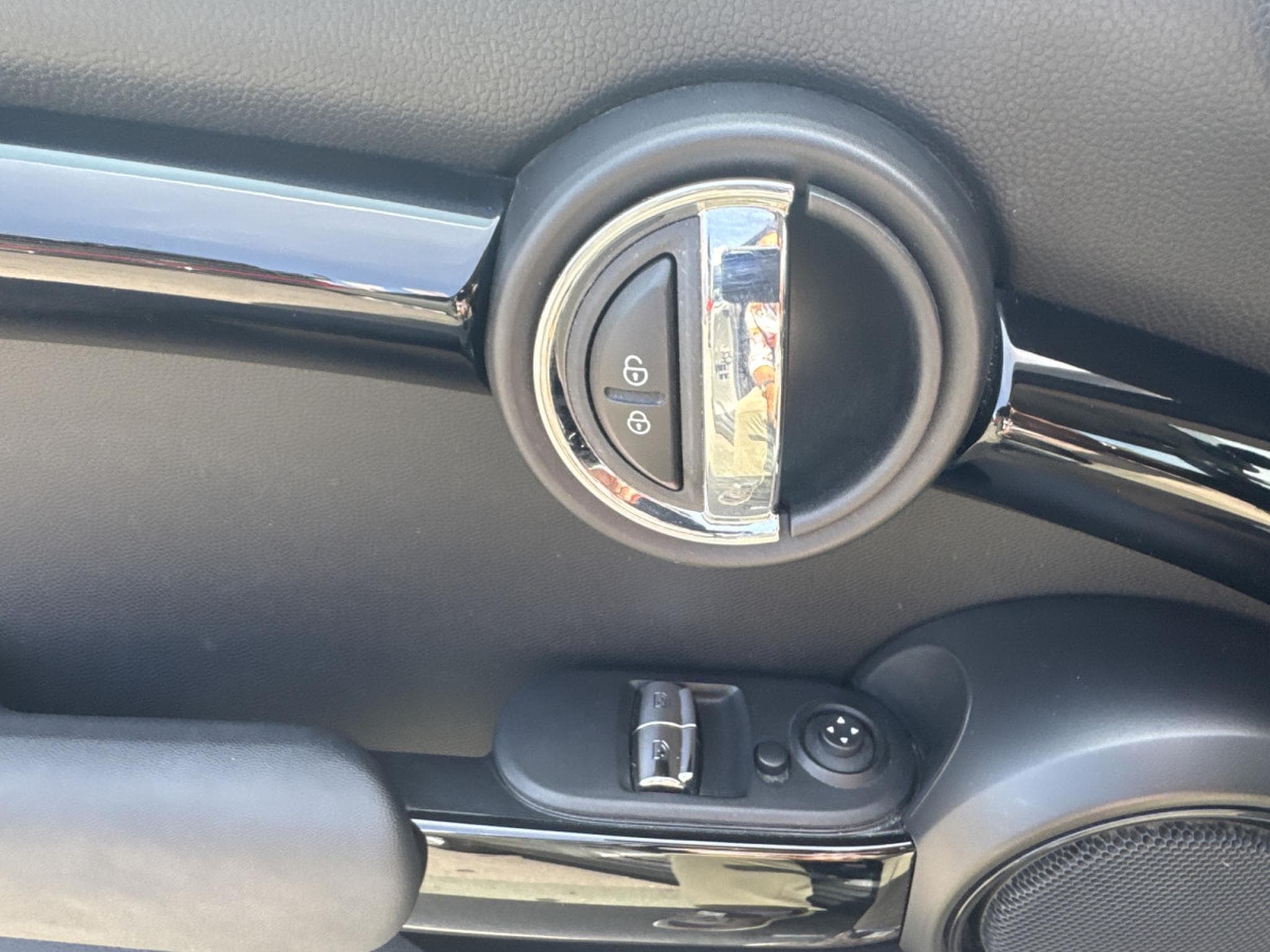 Mini Cooper SD SD 170CV AUTO CAR-PLAY (2018) - Photo 10