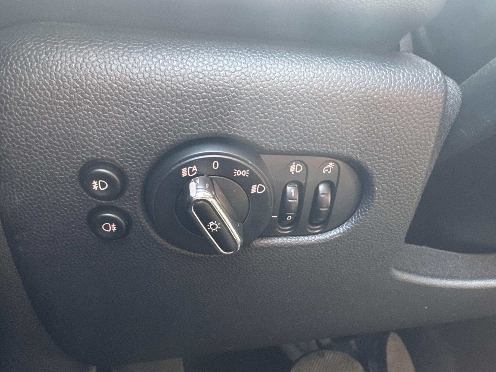 Mini Cooper SD SD 170CV AUTO CAR-PLAY (2018) - Photo 12
