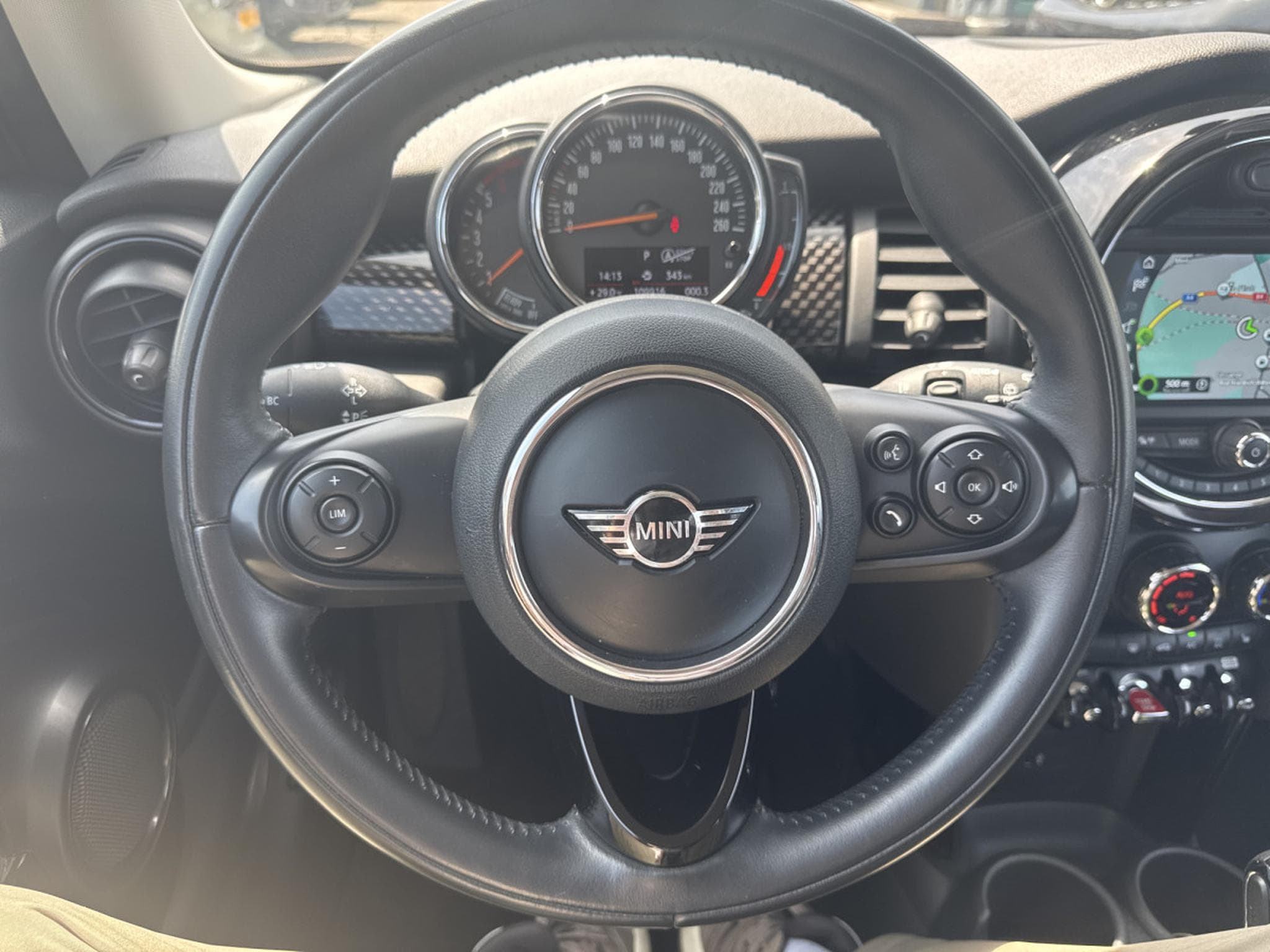 Mini Cooper SD SD 170CV AUTO CAR-PLAY (2018) - Photo 13
