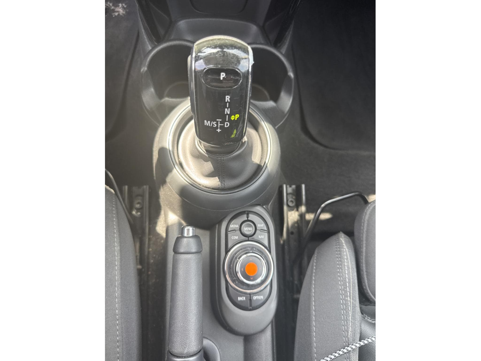 Mini Cooper SD SD 170CV AUTO CAR-PLAY (2018) - Photo 18
