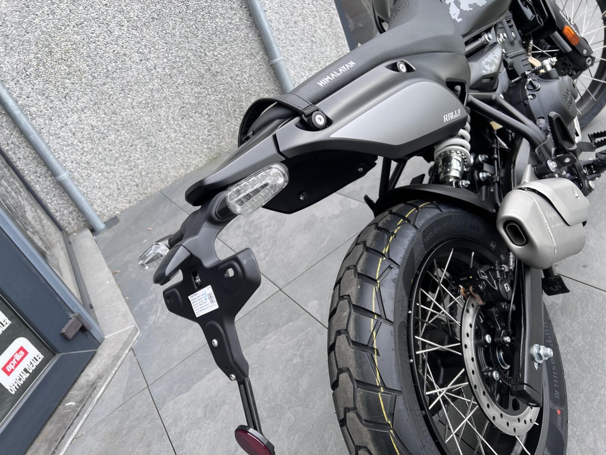 Royal Enfield Himalayan 450 Hanle Black (2024) - Photo 5
