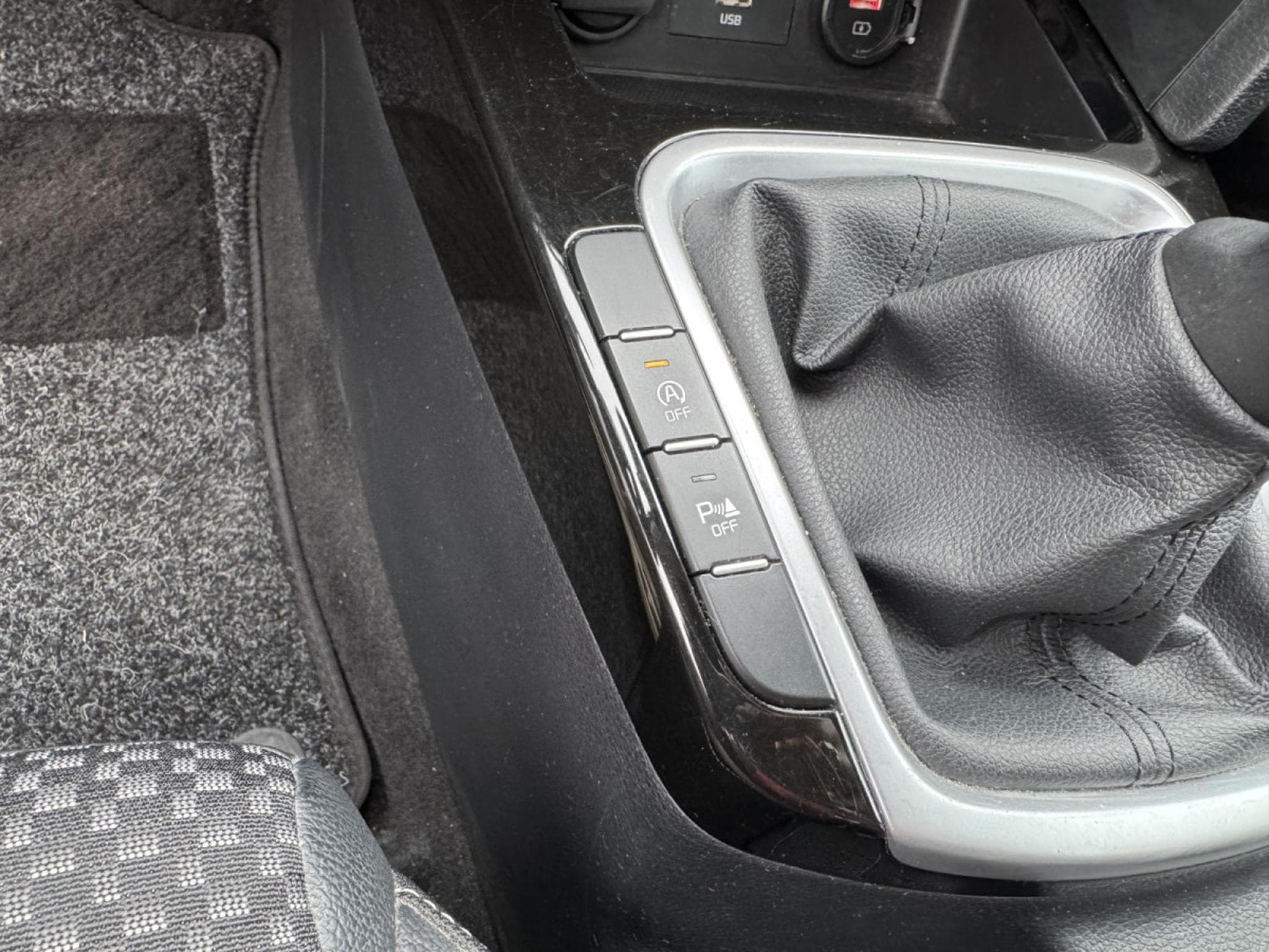 Kia Ceed SW Édition 7 1.0 T-GDI émotive pack (2021) - Photo 19