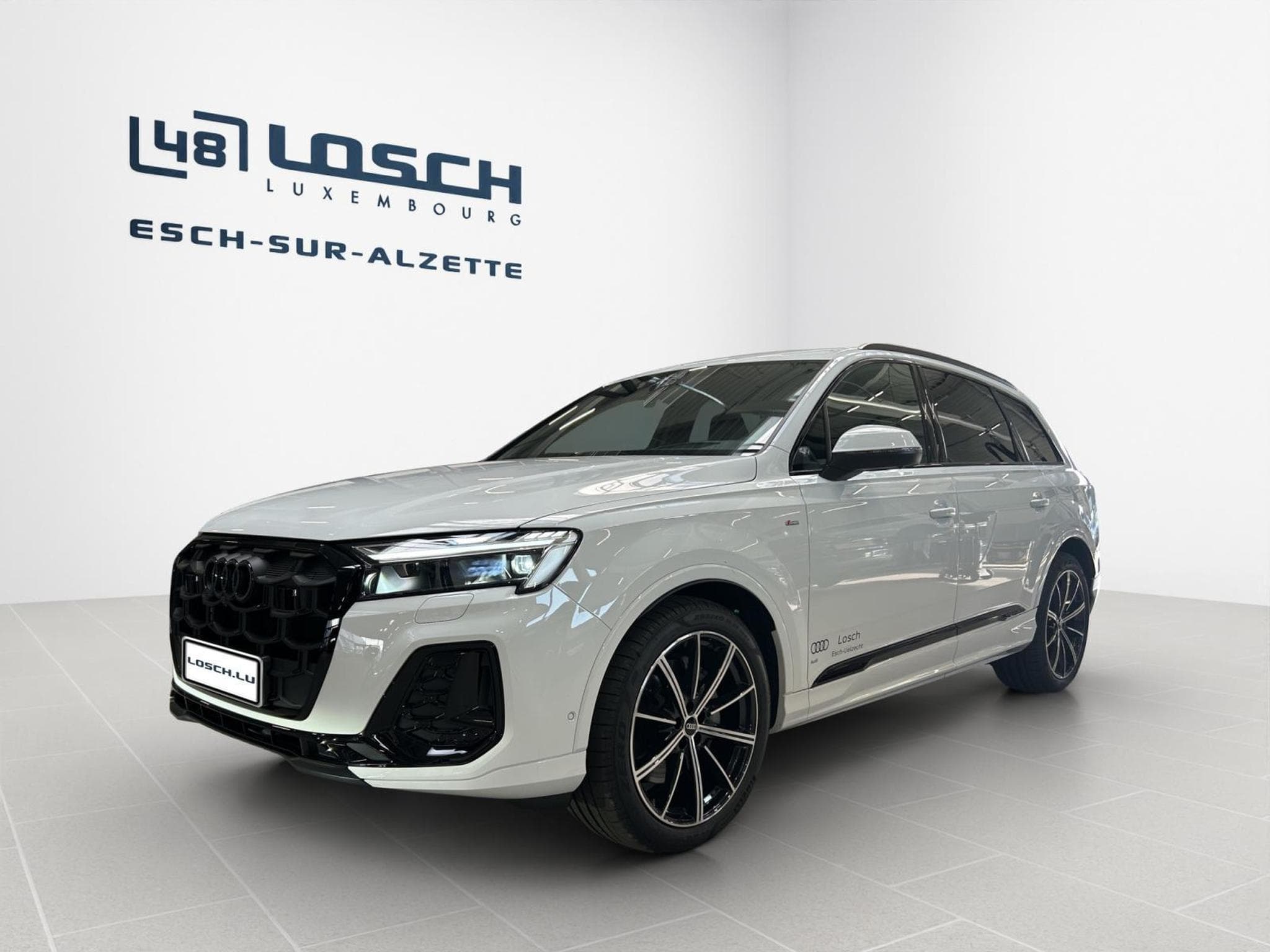 Audi Q7 S line (2026) - Photo 1