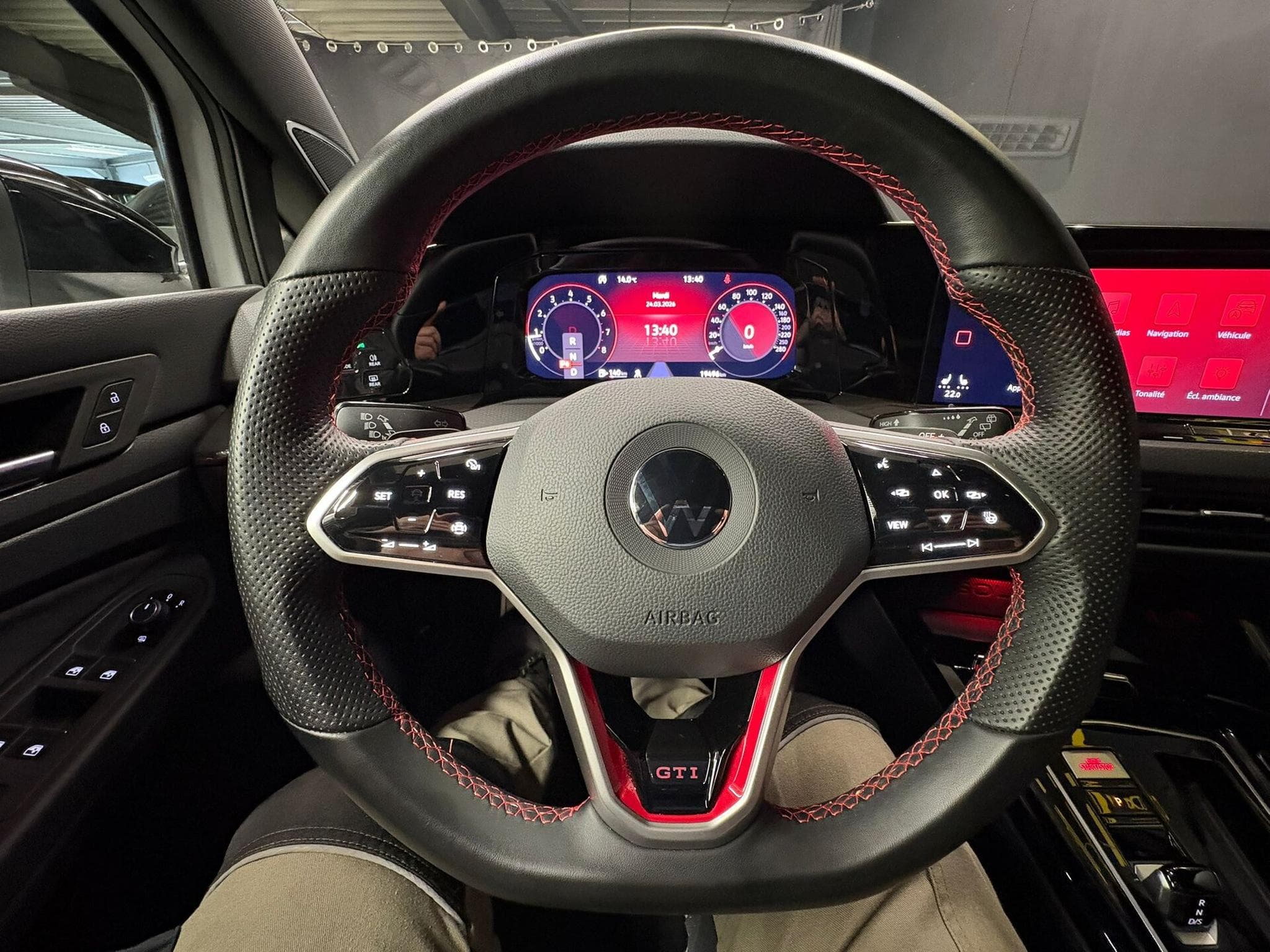 VW Golf GTI Clubsport 2.0 TSI 300cv (2022) - Photo 14