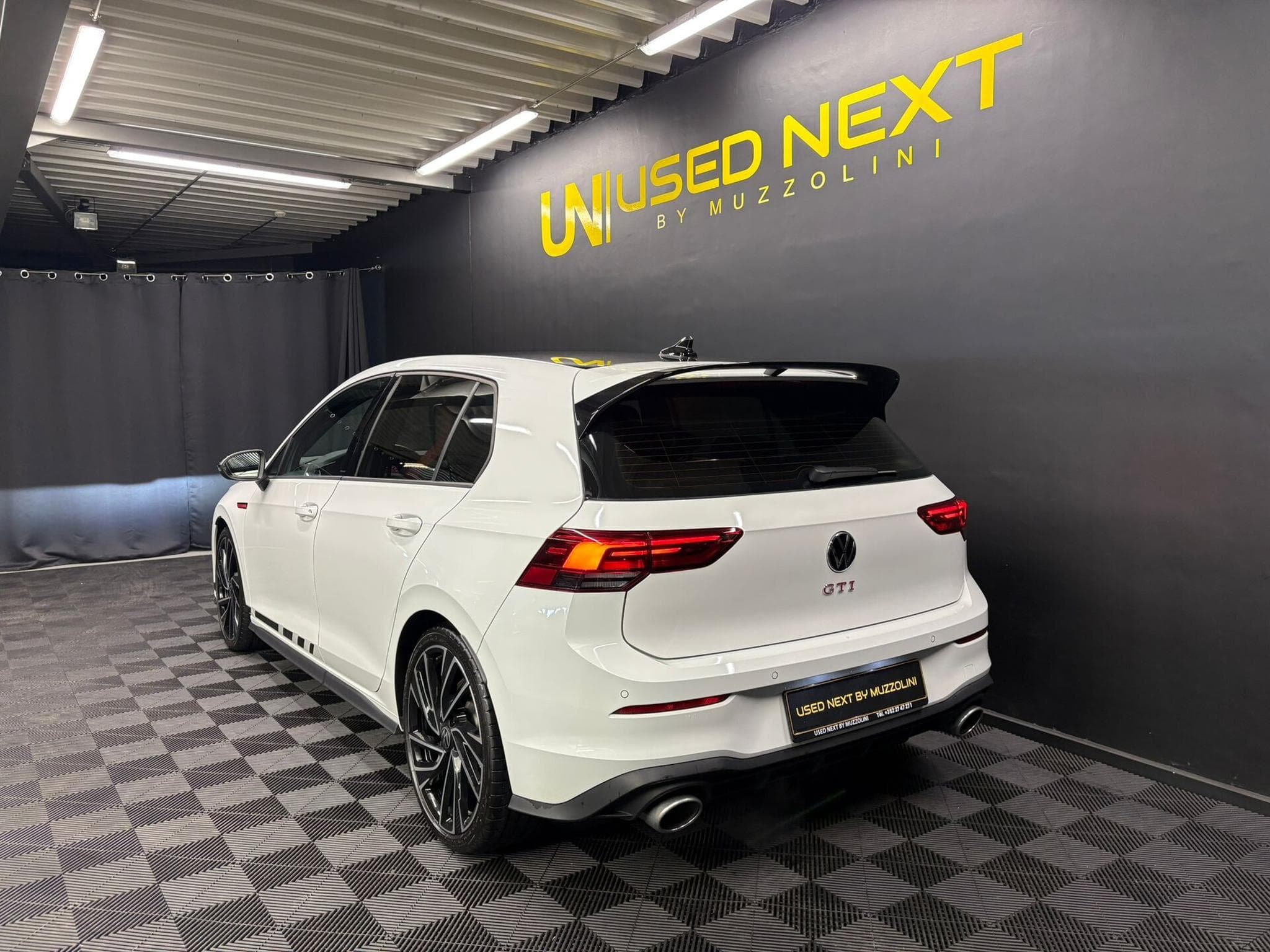VW Golf GTI Clubsport 2.0 TSI 300cv (2022) - Photo 4