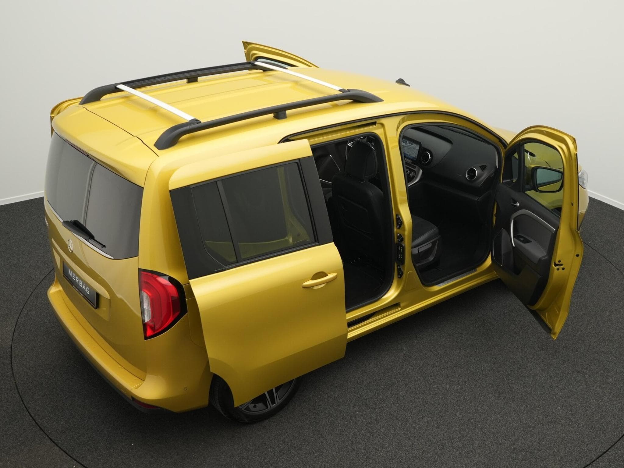 Mercedes T T180d Edition (2024) - Photo 13