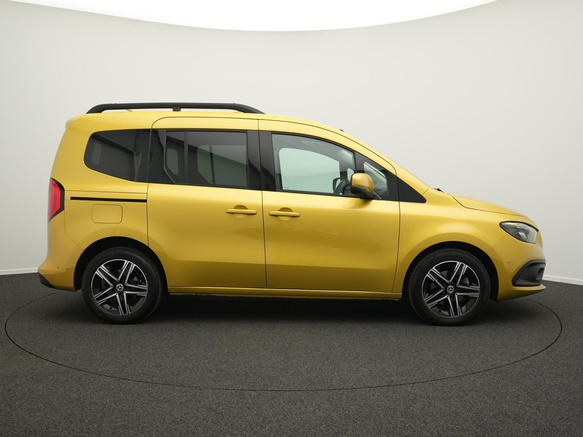Mercedes T T180d Edition (2024) - Photo 5