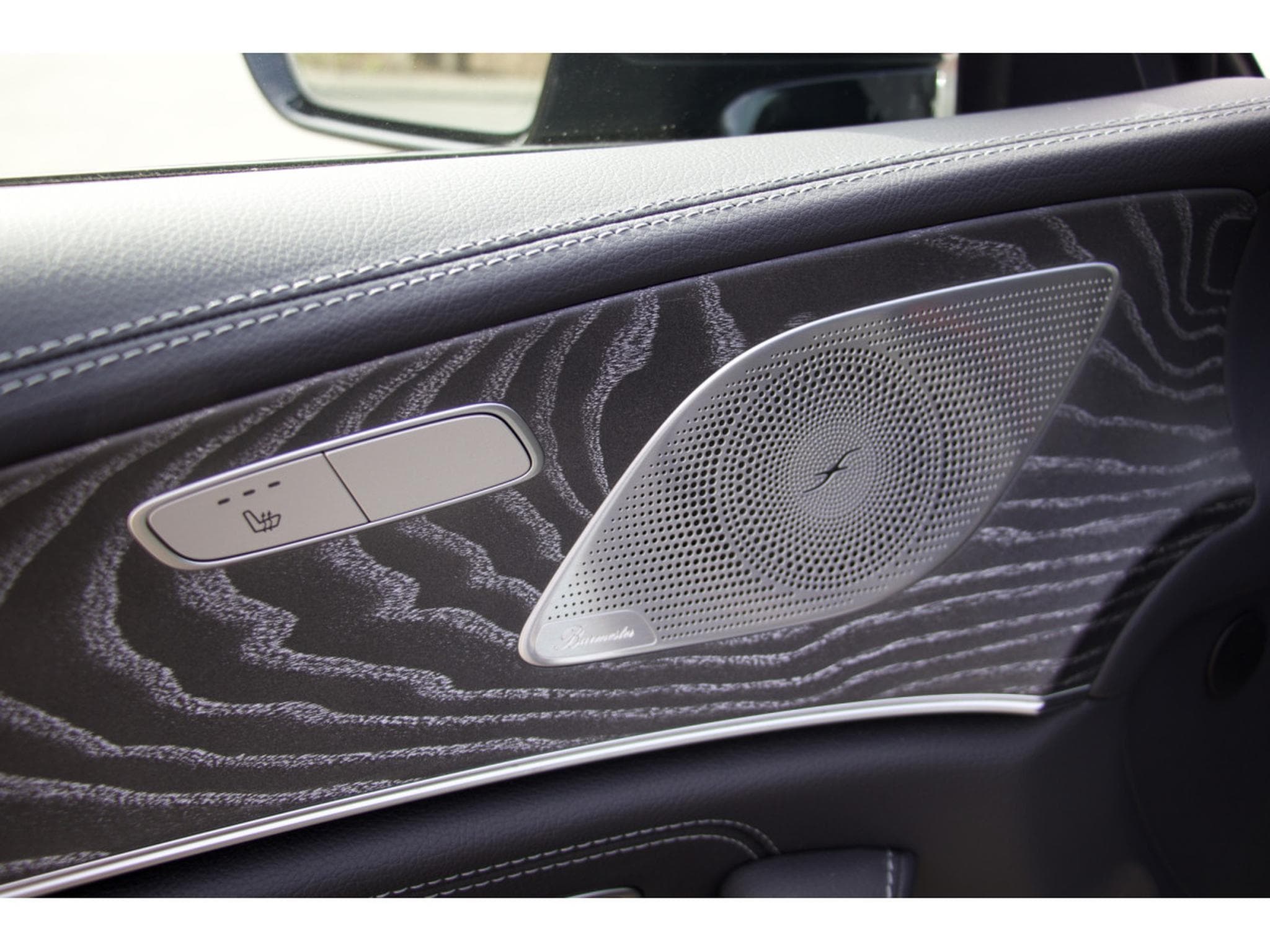 Mercedes CLS 450 4Matic AMG Line 360° Burmester Night (2022) - Photo 14