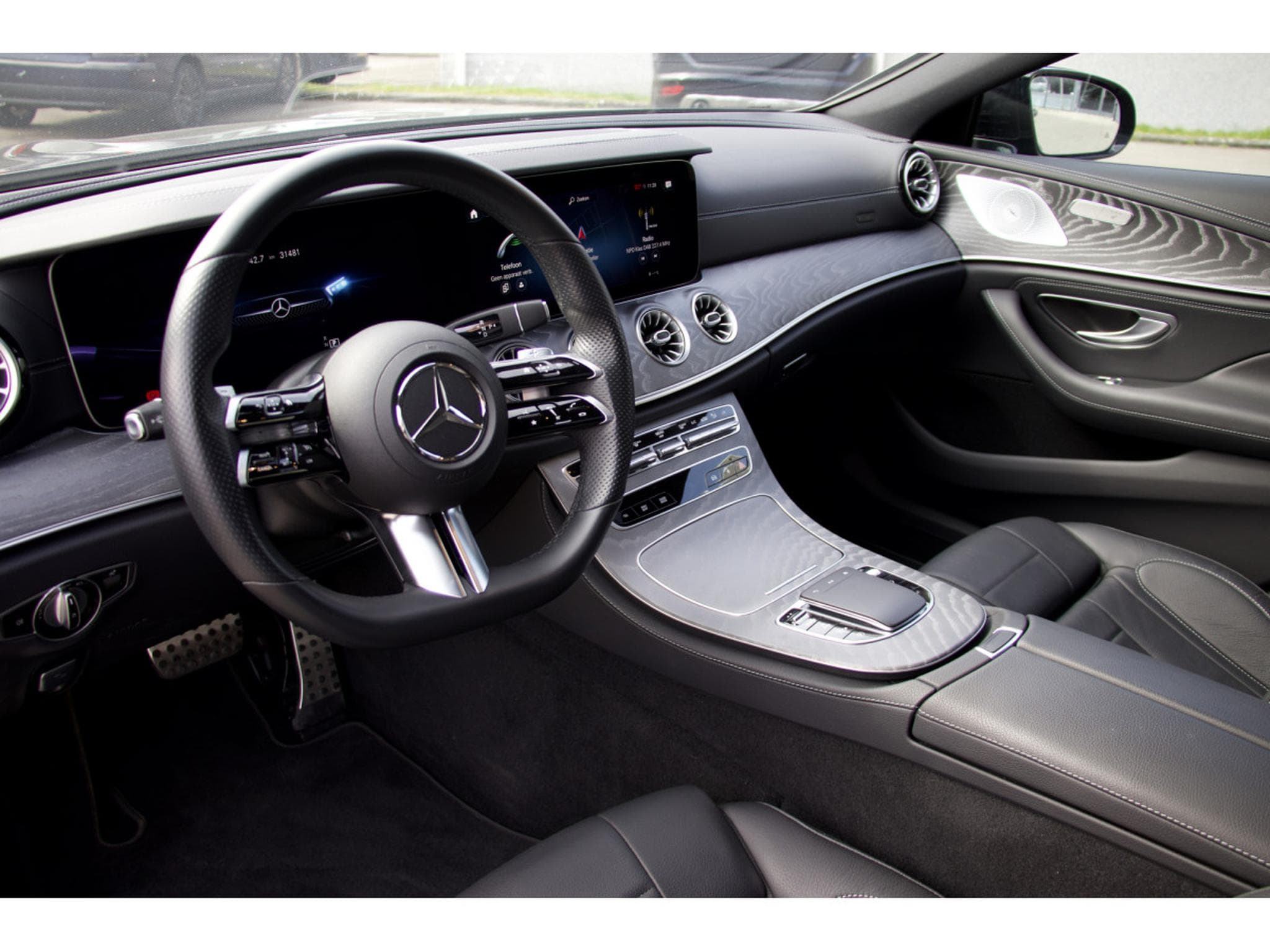 Mercedes CLS 450 4Matic AMG Line 360° Burmester Night (2022) - Photo 7