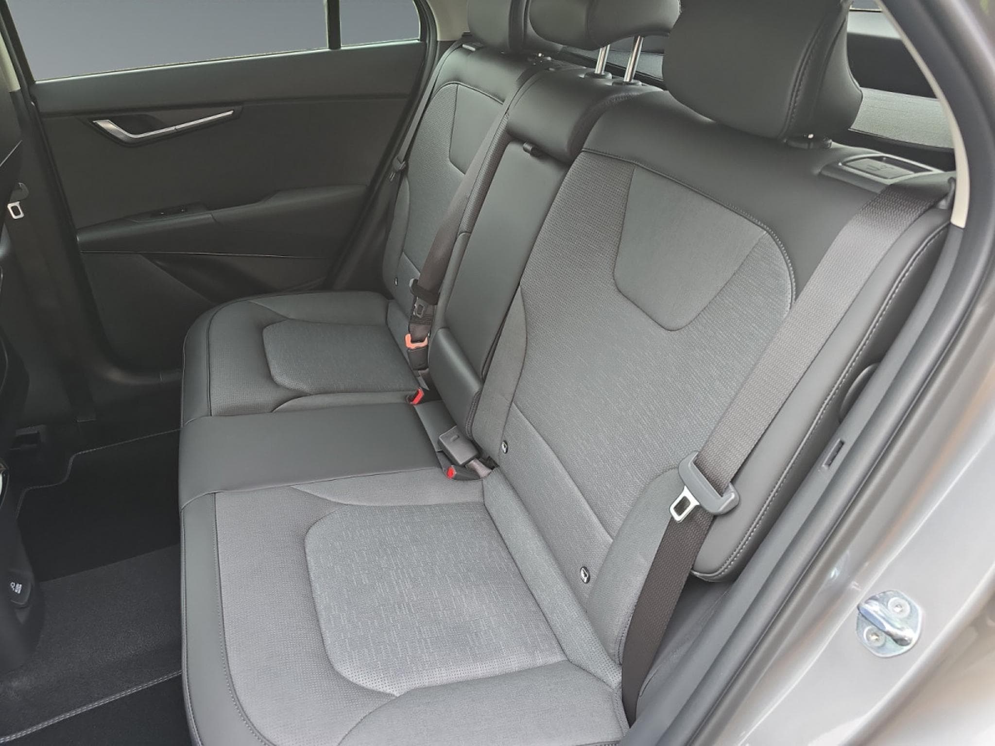 Kia Niro Pace HEV 1.6 GDI 129 DCT6 (2026) - Photo 15