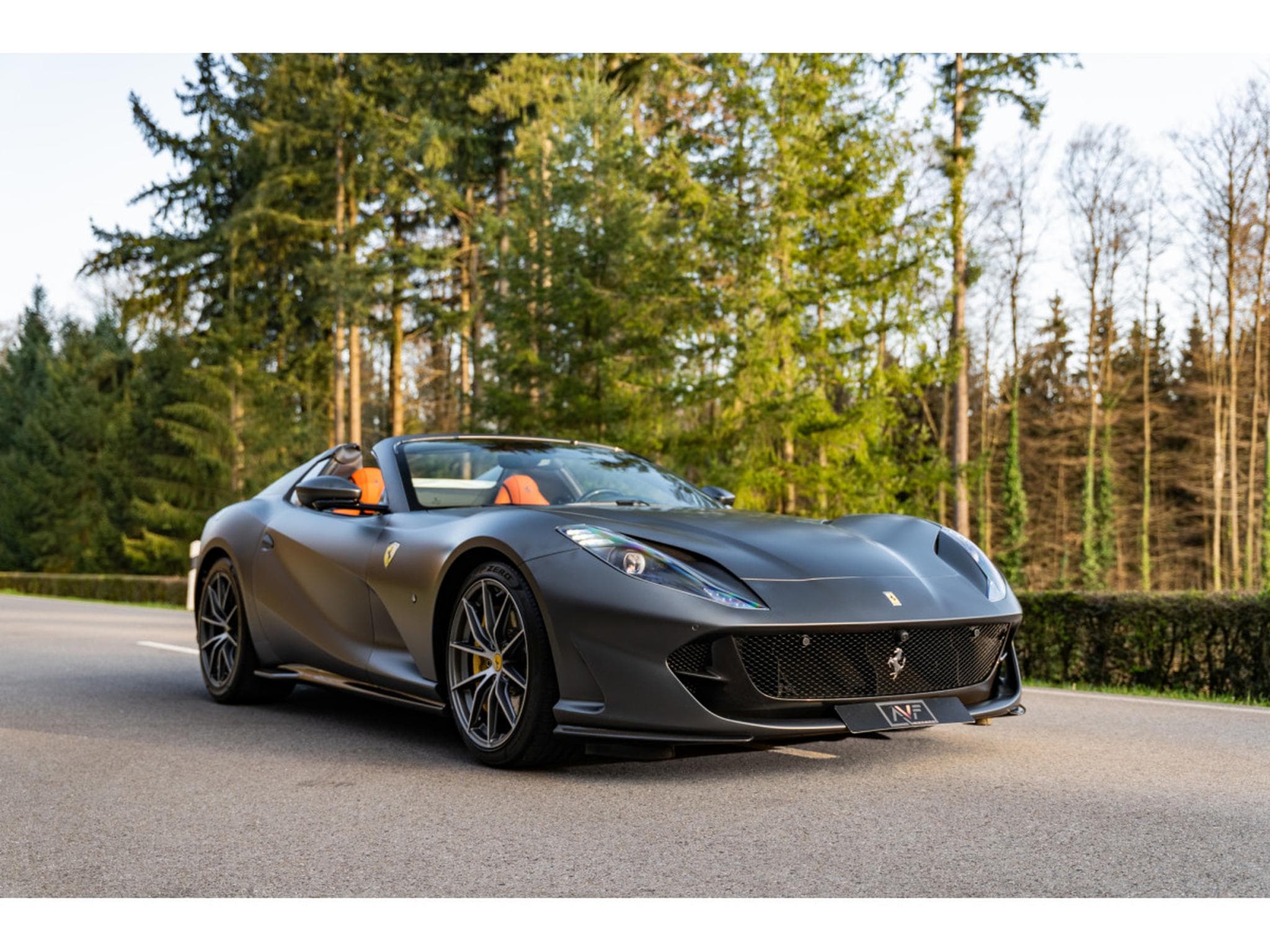 Ferrari 812 GTS FULL CARBON - Passenger DISPLAY (2022) - Photo 3