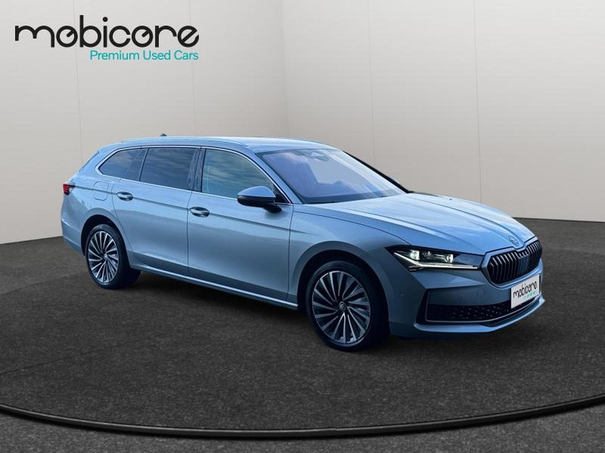 Skoda Superb L&K / DSG  / 360 / Diesel (2024) - Photo 8