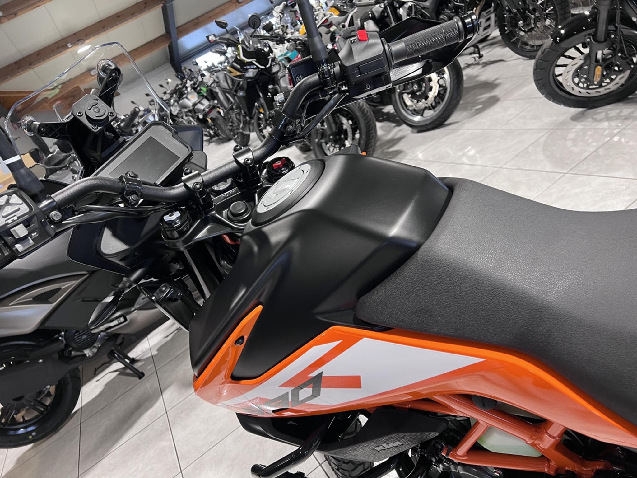 KTM 390 Duke (2024) - Photo 6