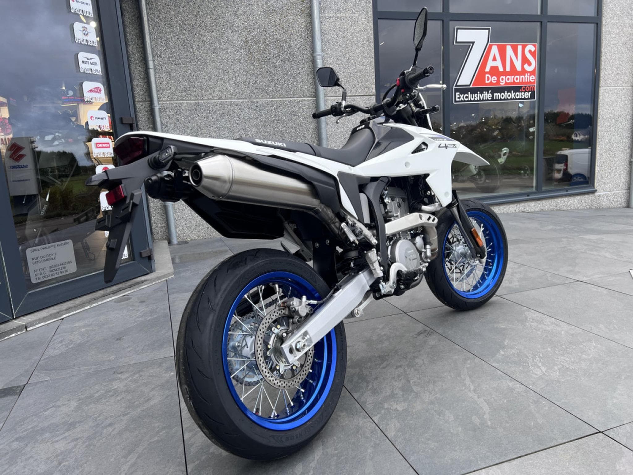 Suzuki DR-Z 400 Supermotard (2026) - Photo 3