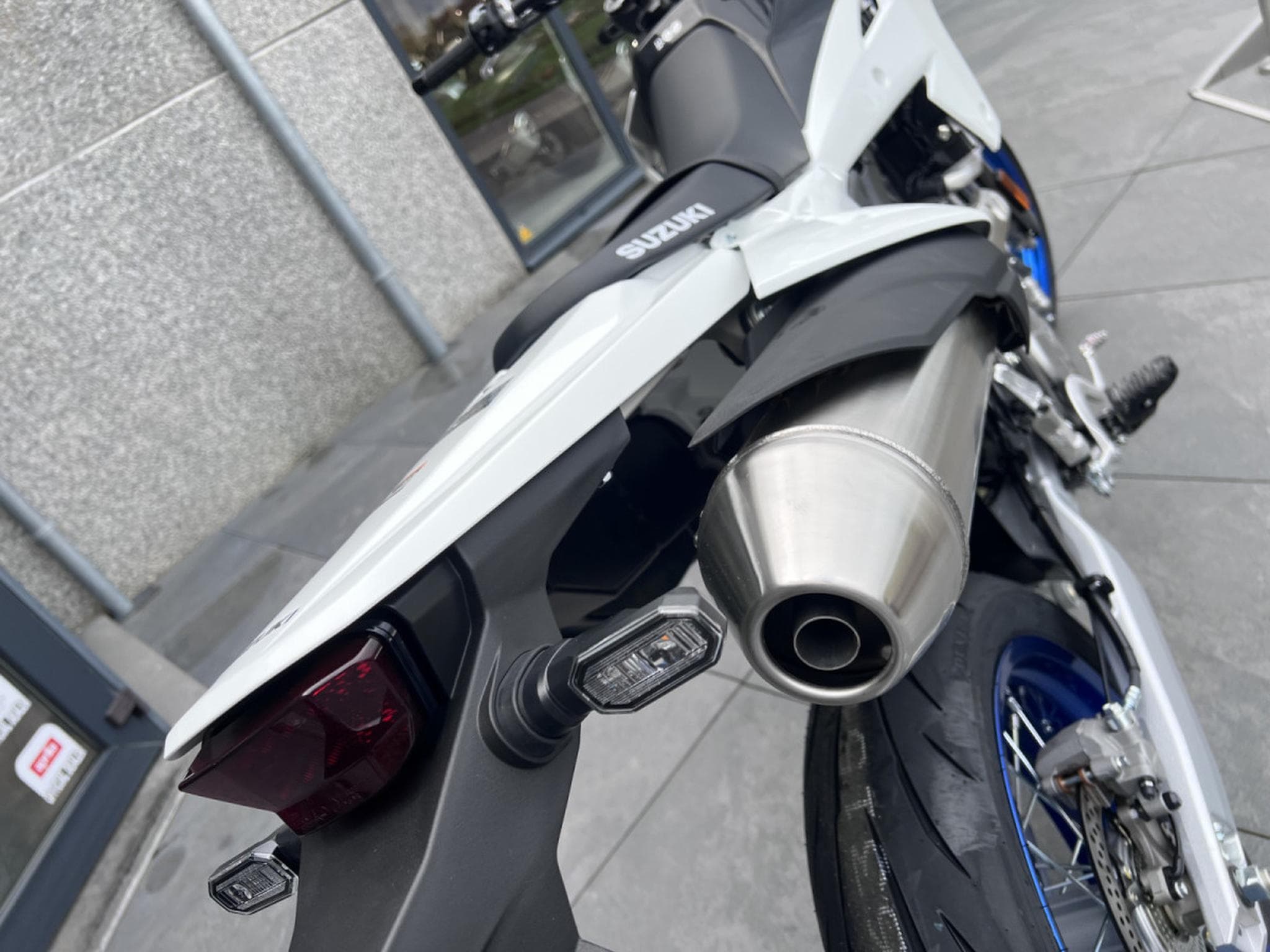 Suzuki DR-Z 400 Supermotard (2026) - Photo 5