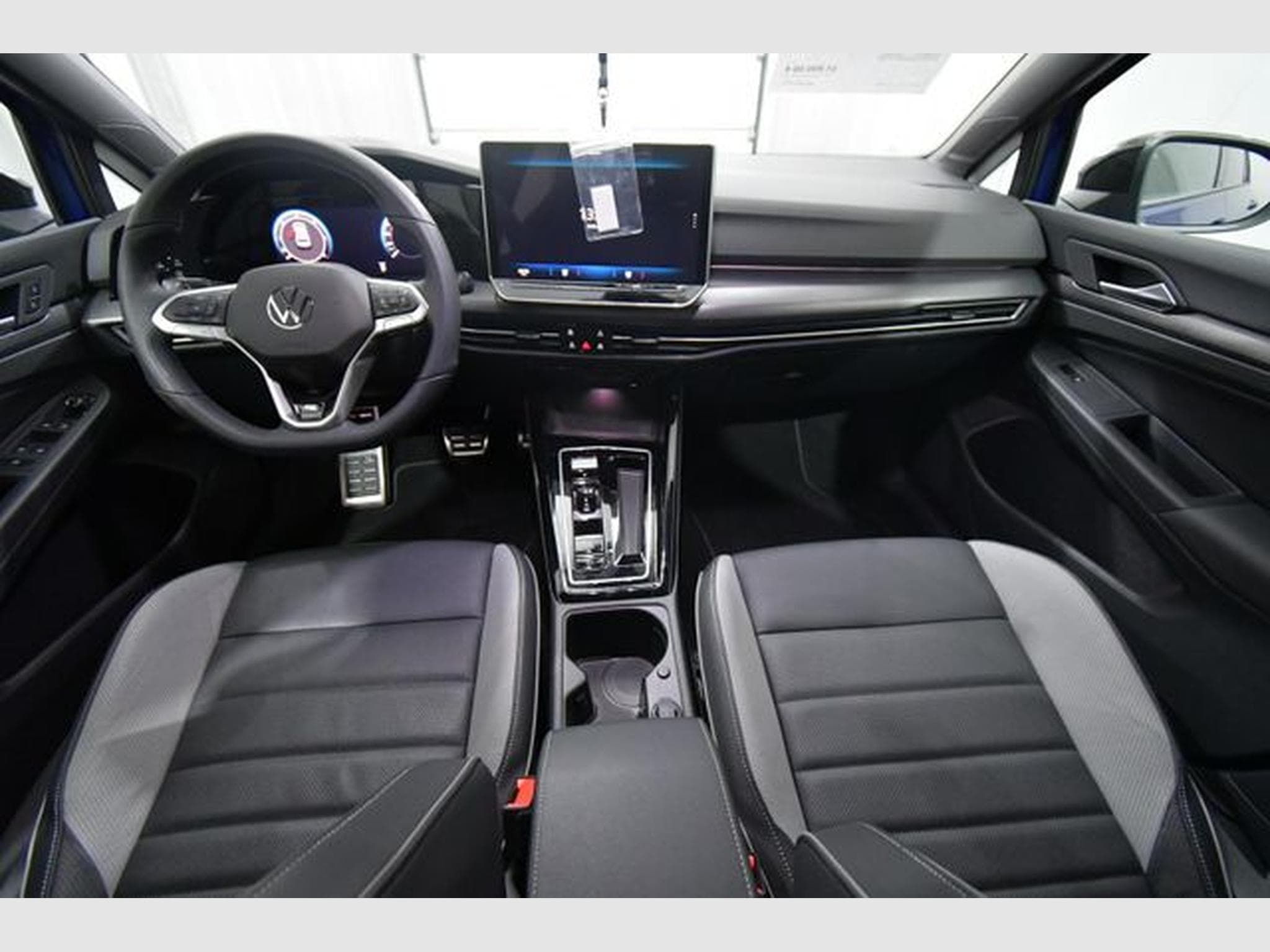 VW Golf Golf VIII Lim. 2.0 TDI R-Line, Black Style, Lede (2024) - Photo 8