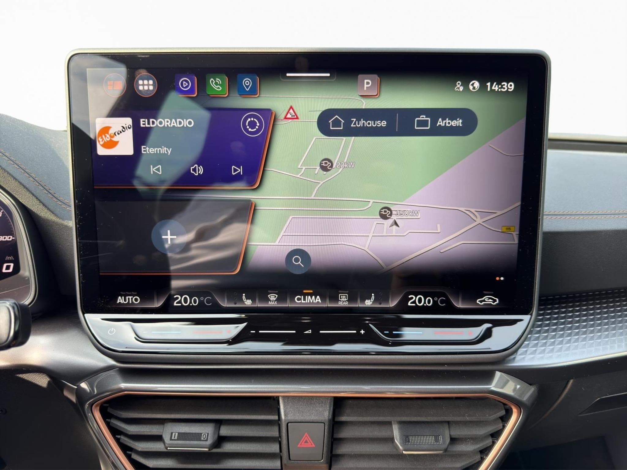Cupra Leon eTSI (2026) - Photo 13