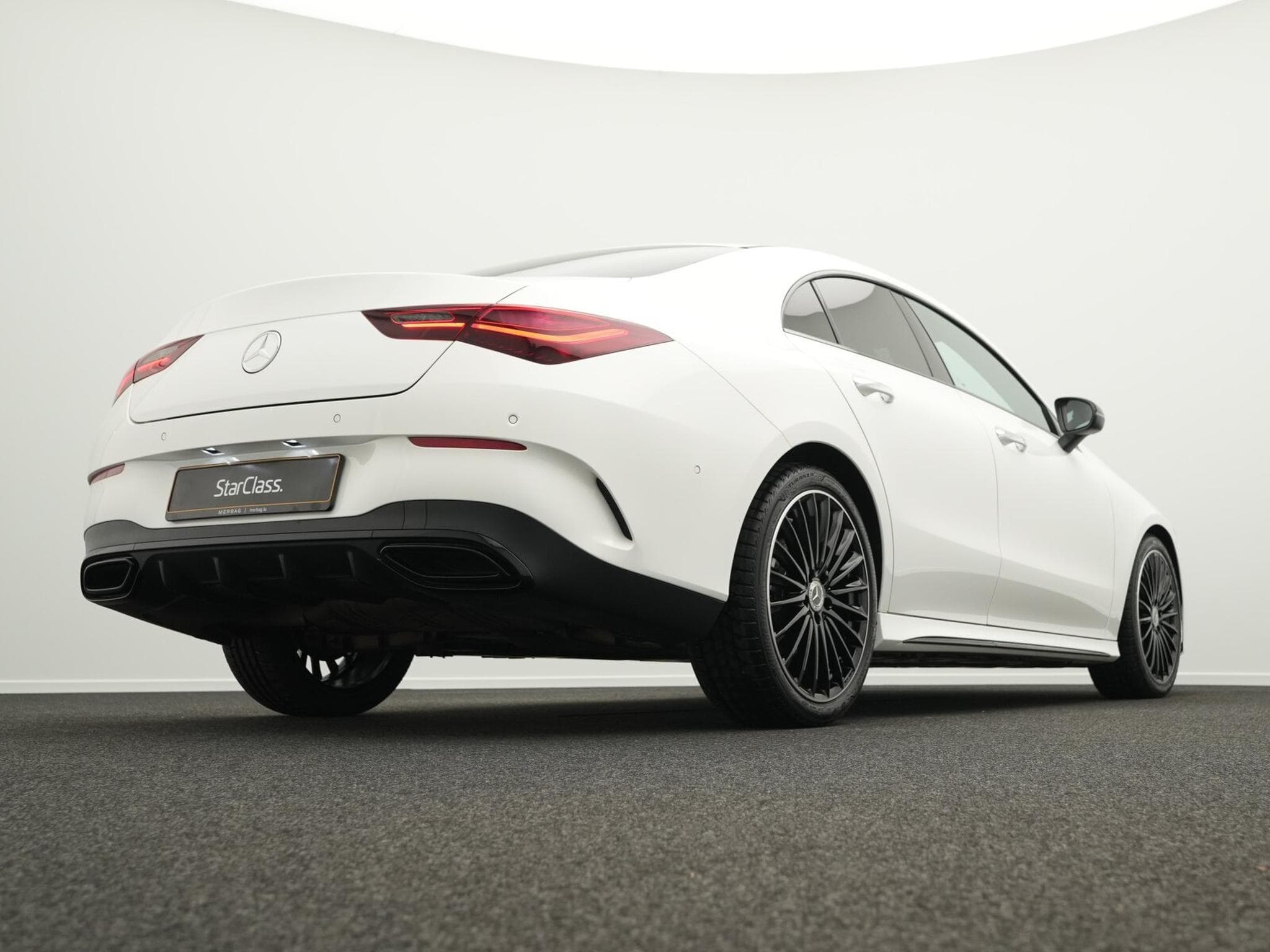 Mercedes CLA 200 Coupé AMG-Line Multi+Night+19"+Ambi (2025) - Photo 9