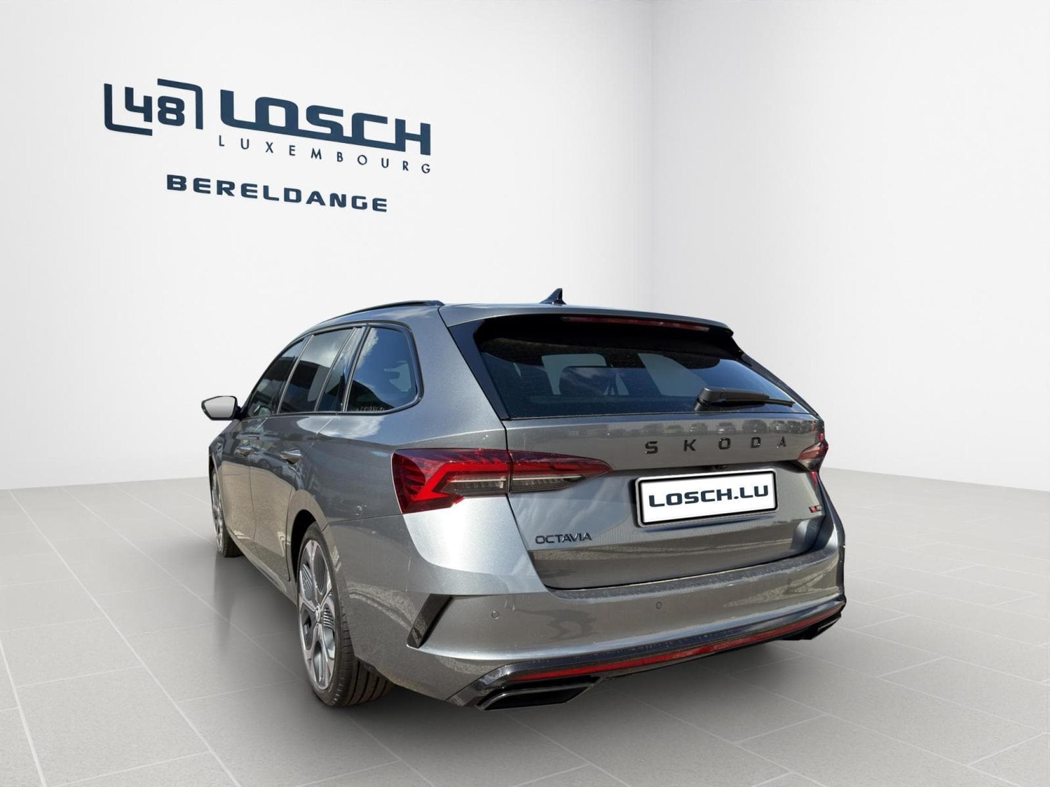 Skoda Octavia RS (2026) - Photo 5