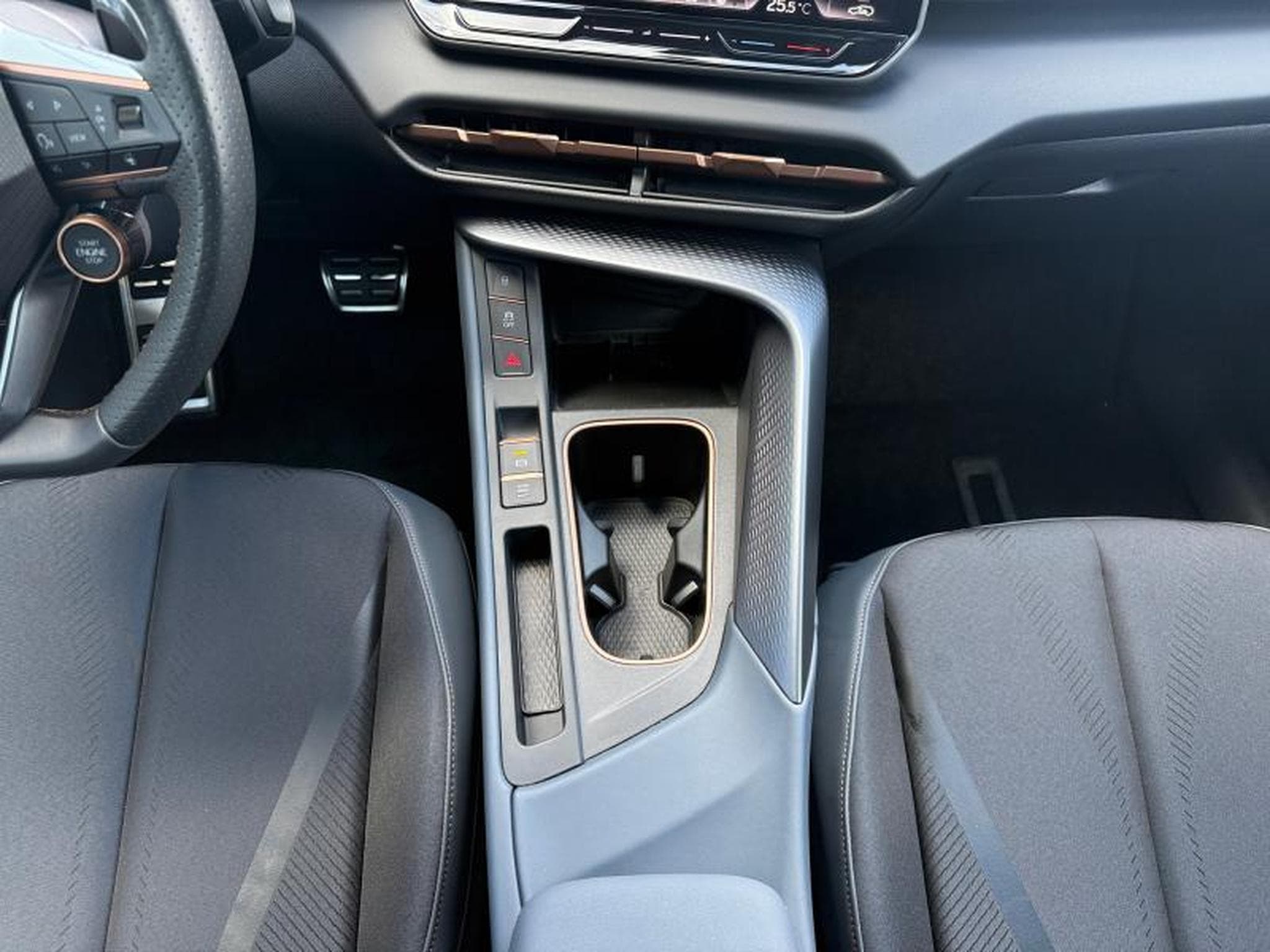 Cupra Terramar VZ 2.0 TSI 4x4 265 CV/ Essence (2025) - Photo 32