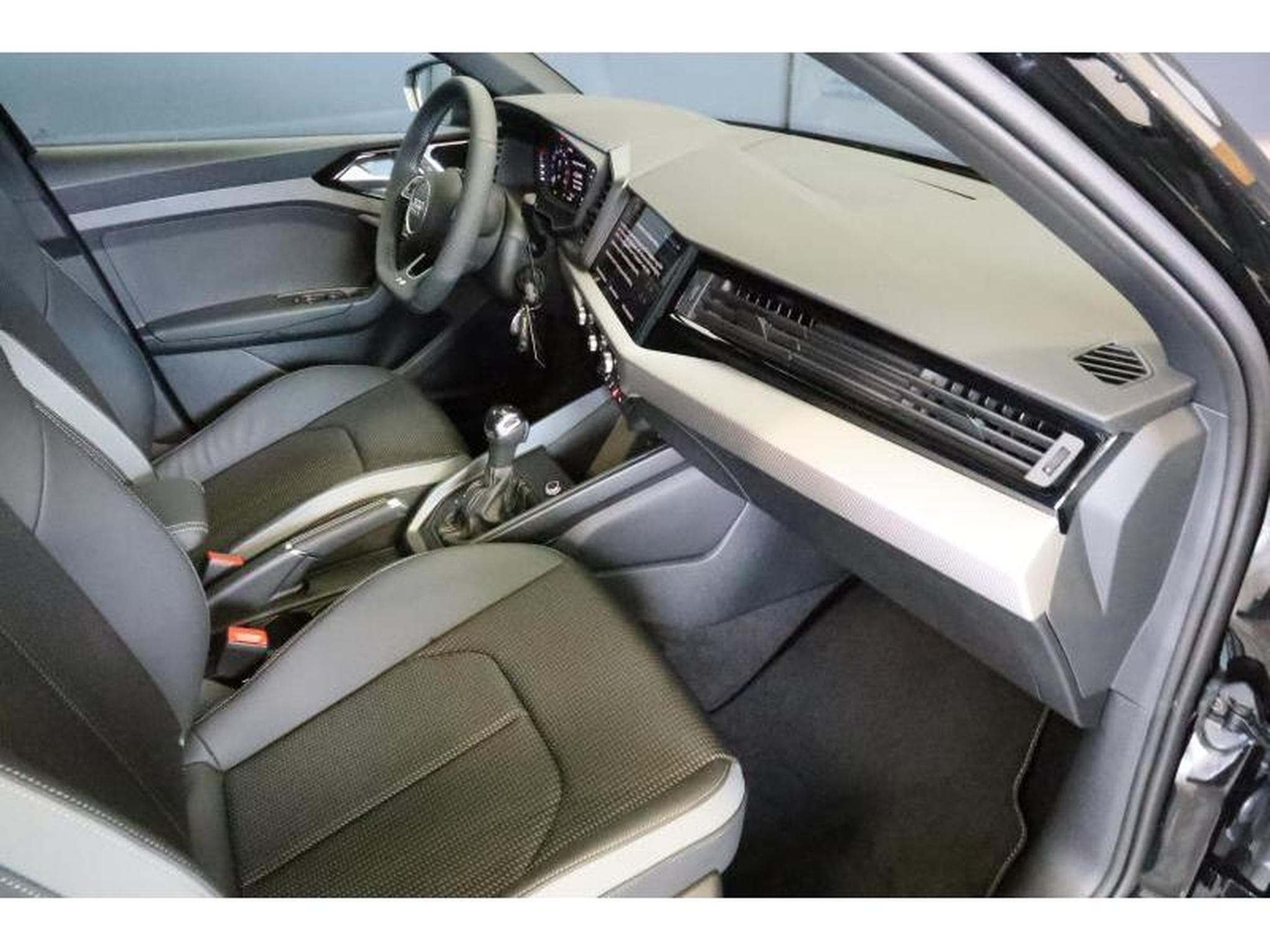 Audi A1 Advanced (2026) - Photo 10