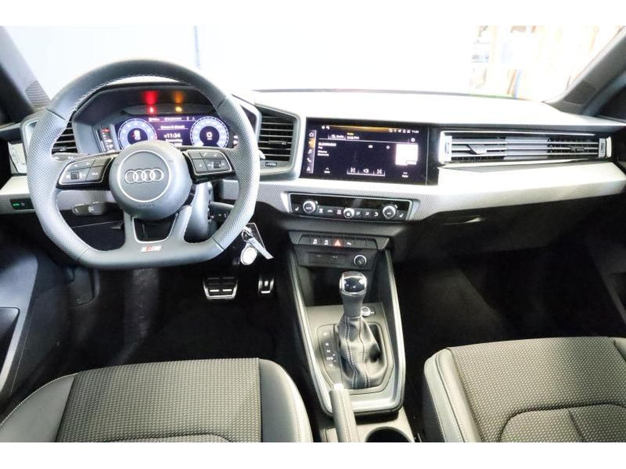 Audi A1 Advanced (2026) - Photo 2