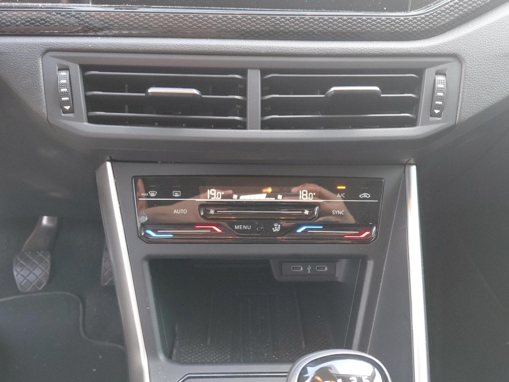 VW Polo Life (2025) - Photo 14