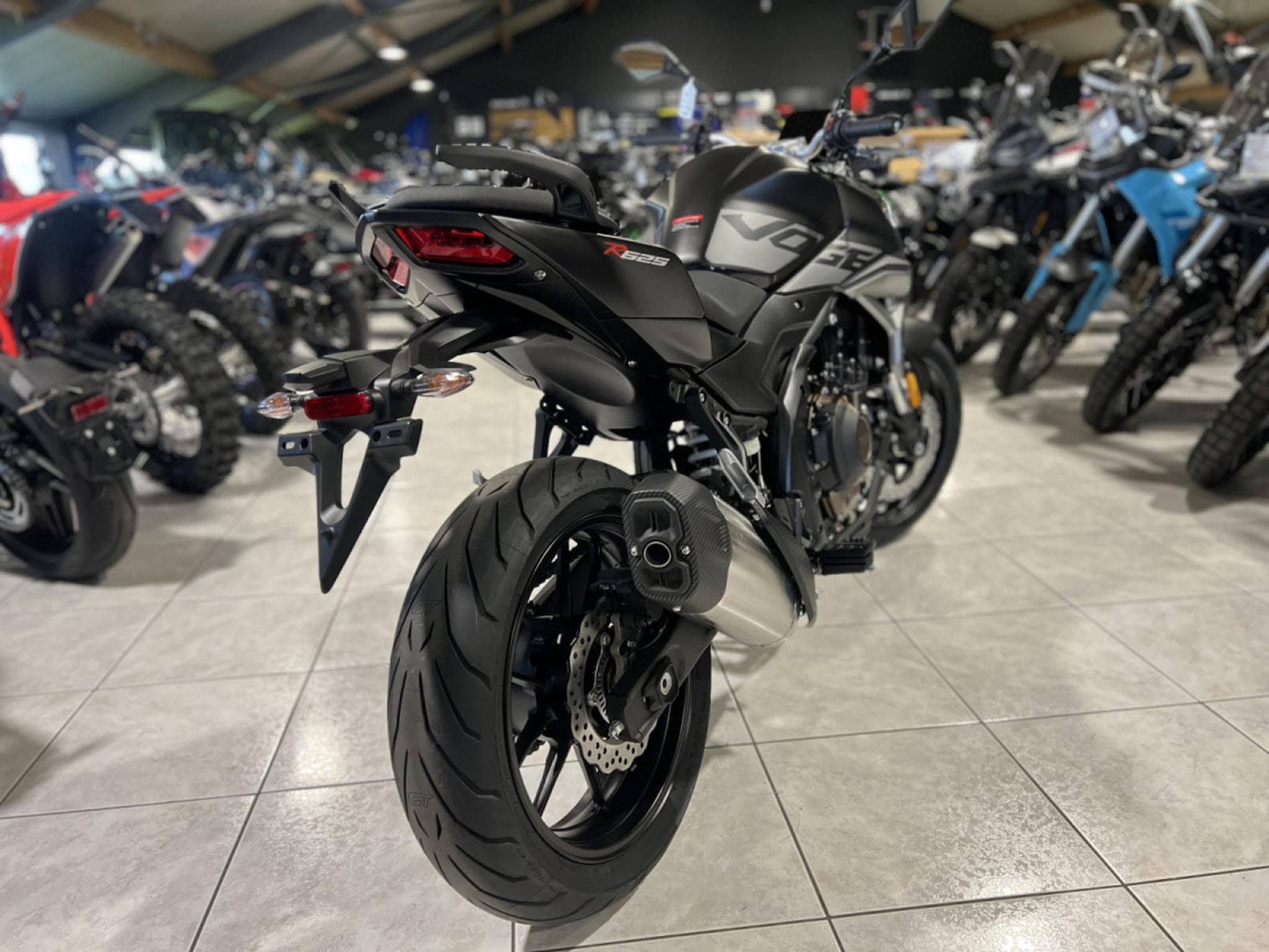 Voge R625 GRIS (2026) - Photo 3