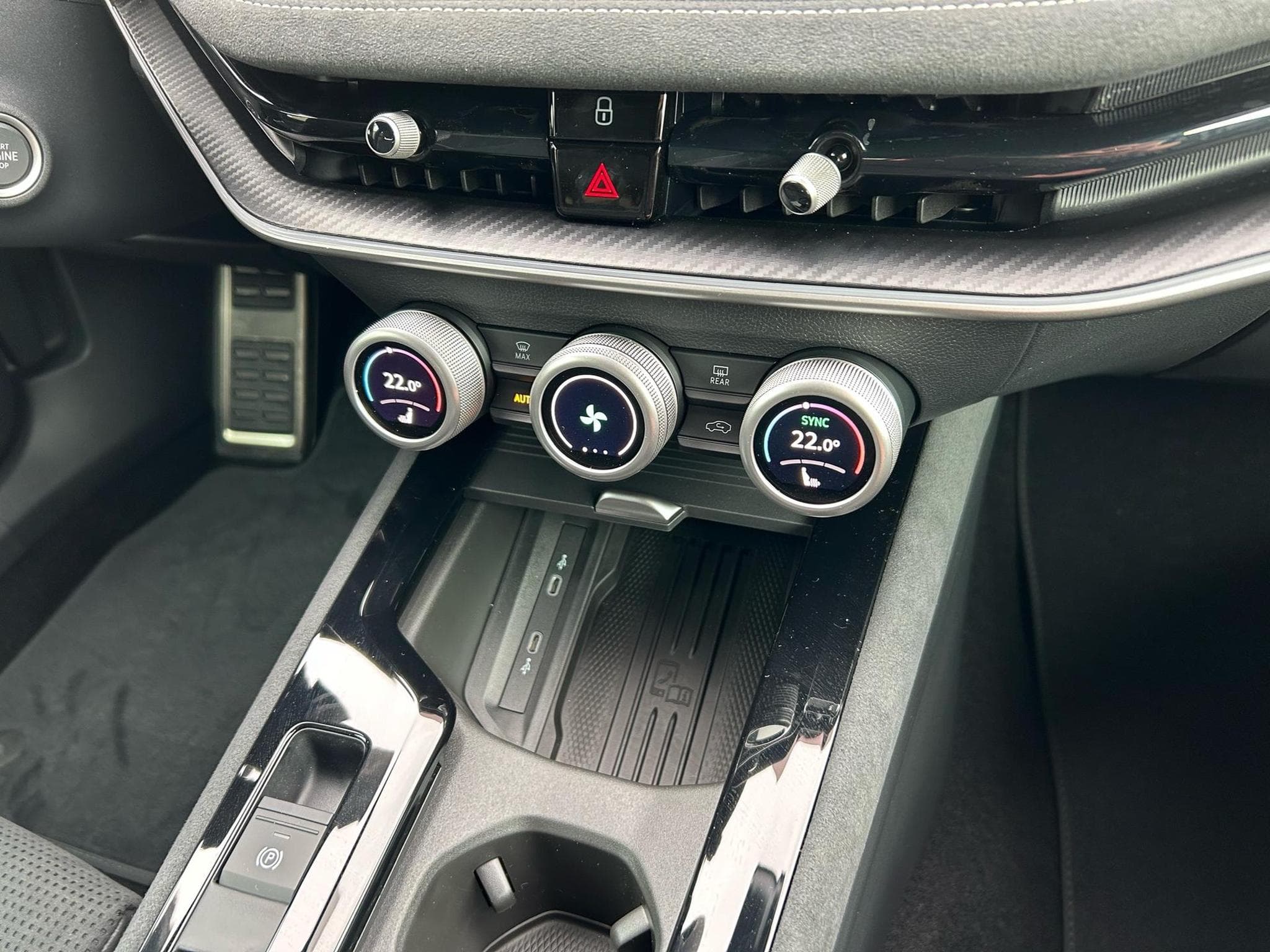 Skoda Superb Sportline (2026) - Photo 8