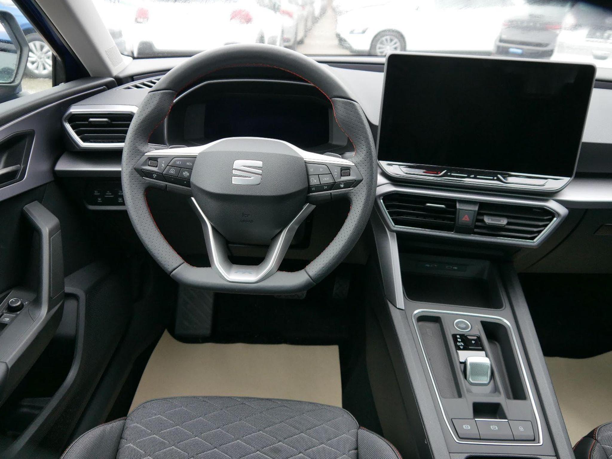 Seat Leon FR 2.0 TDI DSG (2026) - Photo 11