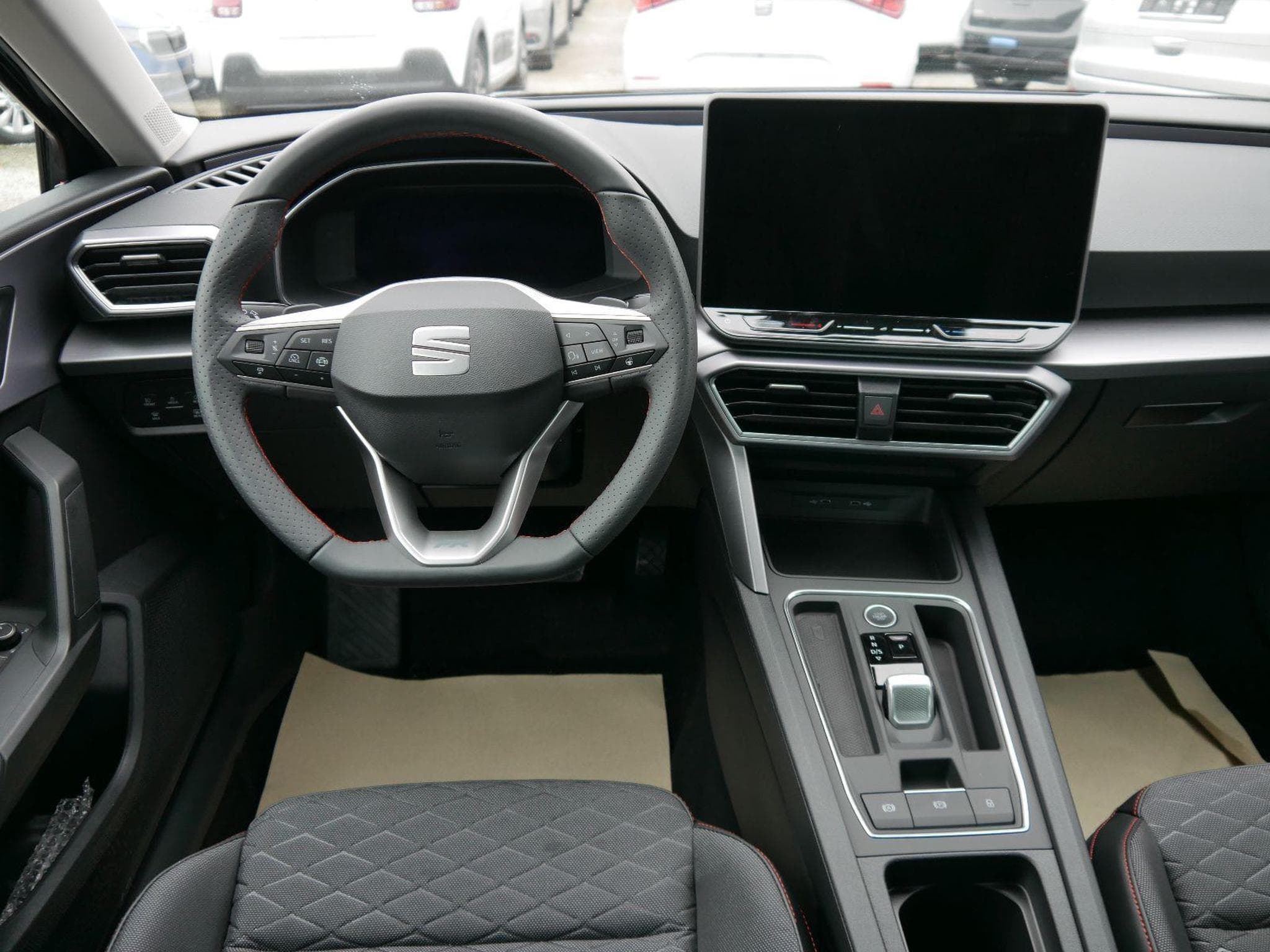 Seat Leon FR 2.0 TDI DSG (2026) - Photo 11