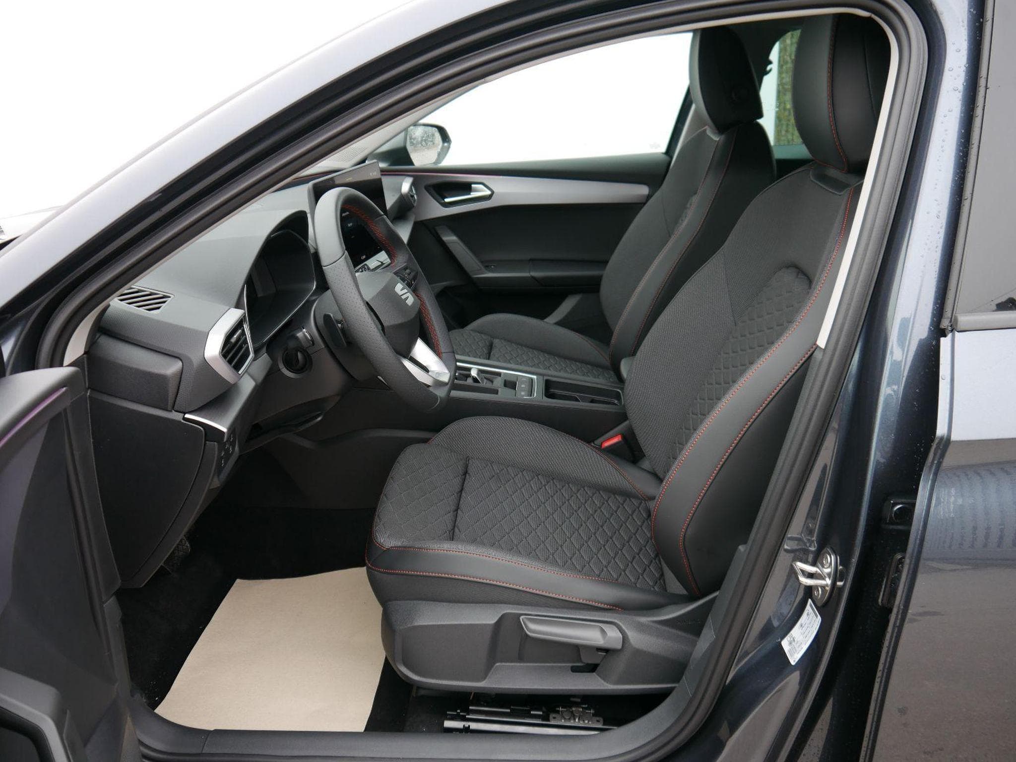 Seat Leon FR 2.0 TDI DSG (2026) - Photo 8