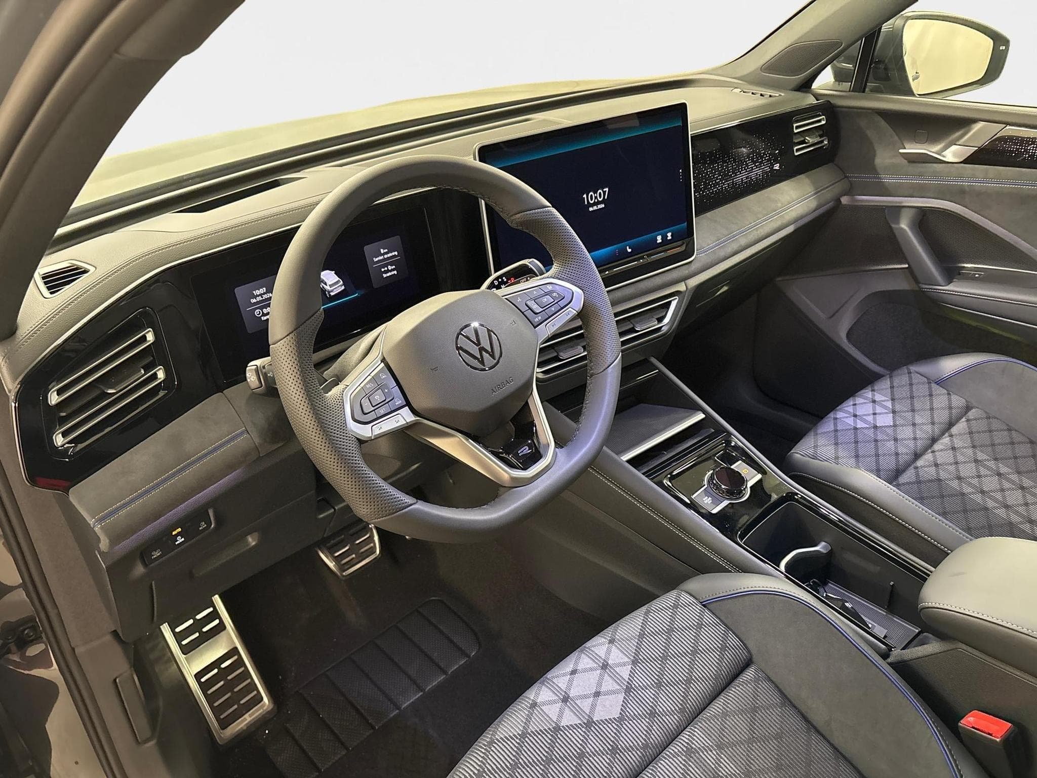VW Tiguan R-Line (2026) - Photo 13