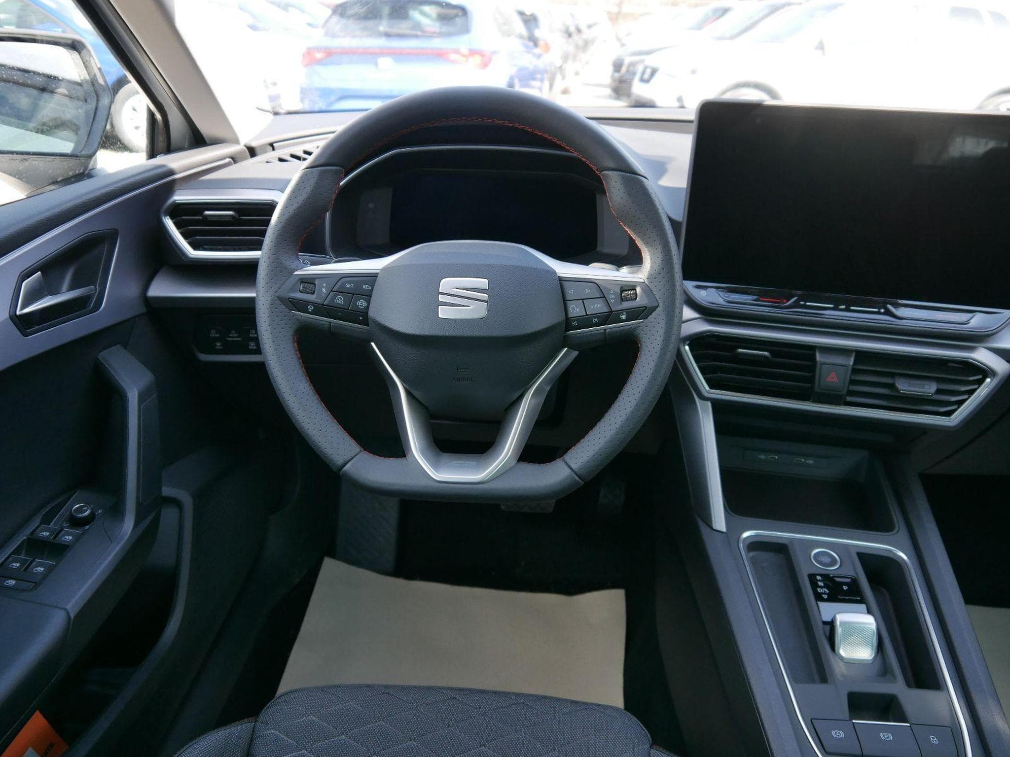 Seat Leon FR 2.0 TDI DSG (2026) - Photo 11