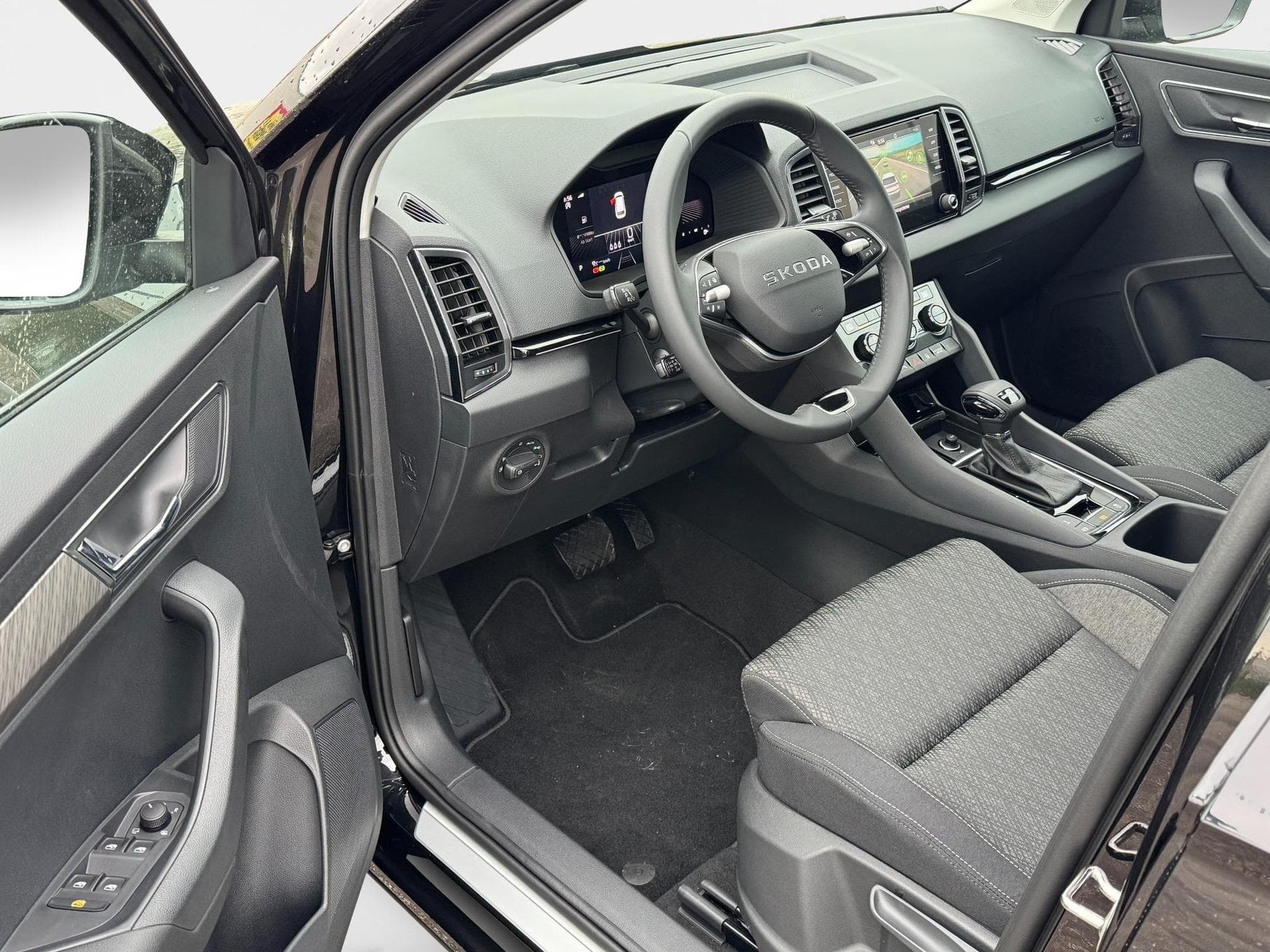 Skoda Karoq 1.5 TSI DSG (2026) - Photo 10