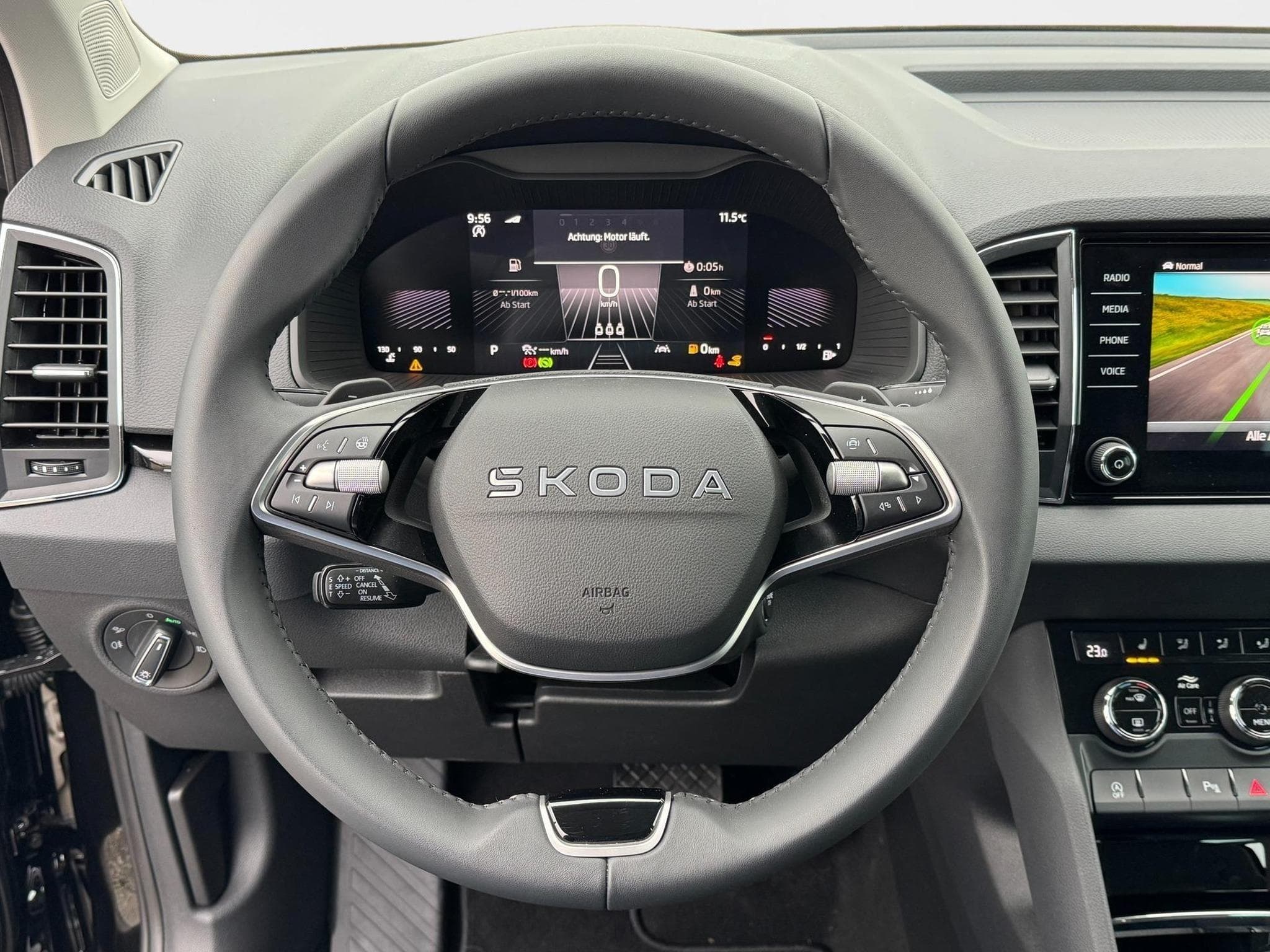 Skoda Karoq 1.5 TSI DSG (2026) - Photo 11