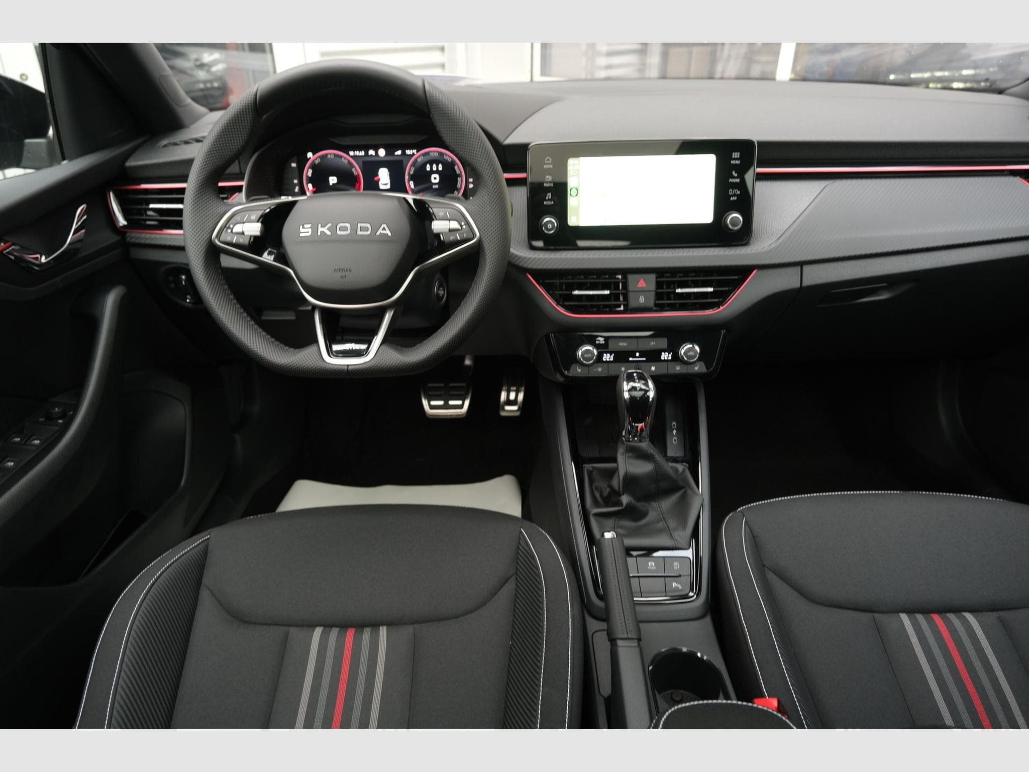 Skoda Kamiq Monte Carlo (2026) - Photo 11
