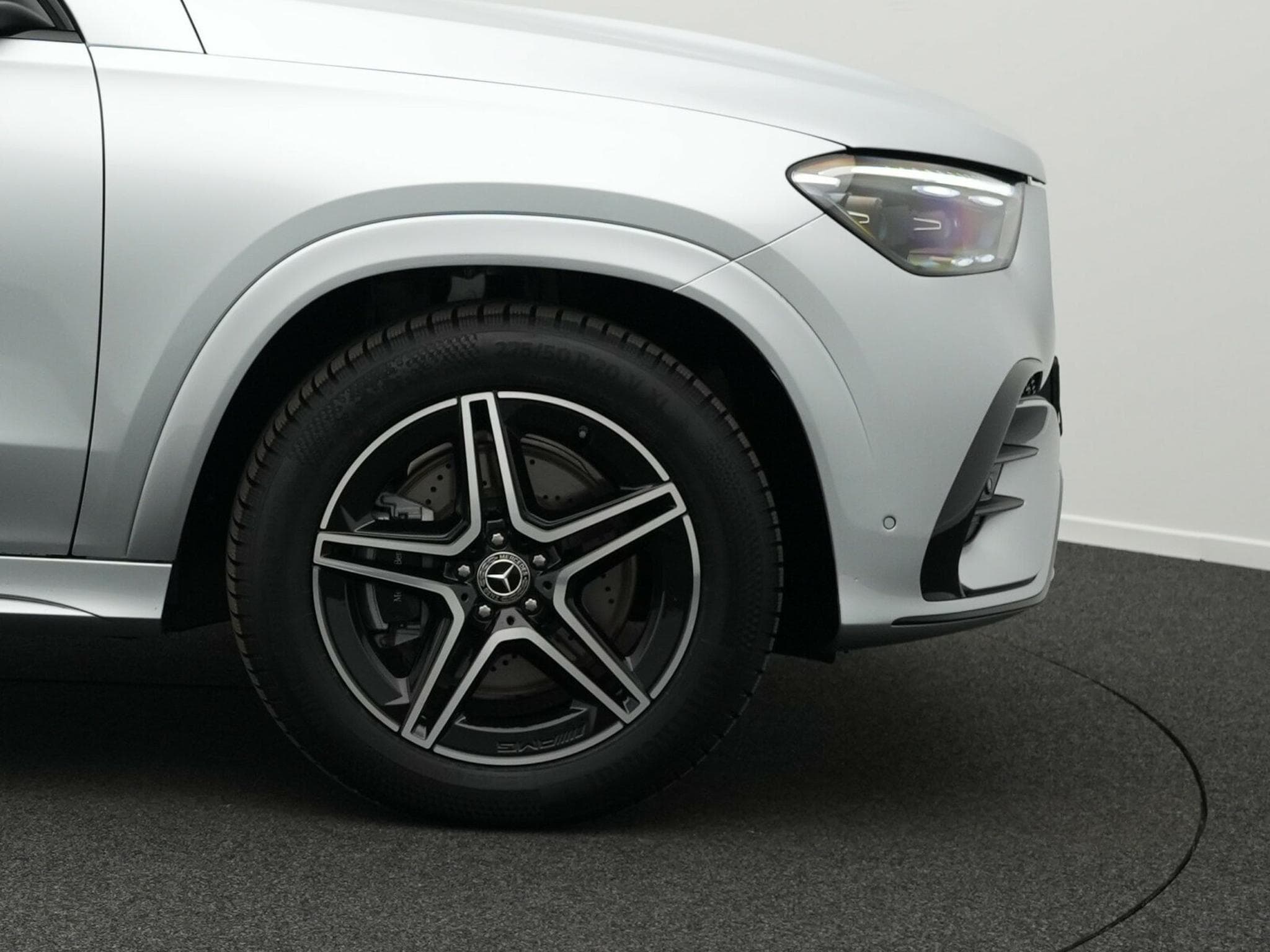 Mercedes GLE 300 d 4M (2025) - Photo 6