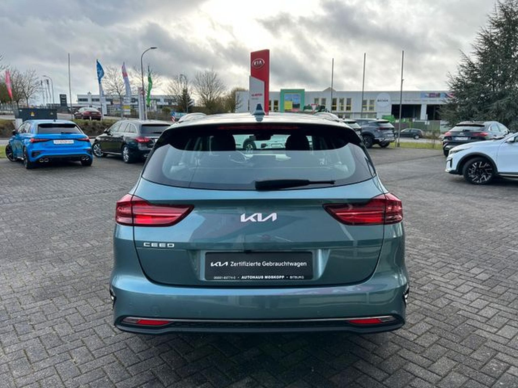 Kia Ceed Ceed SW 1.5 T-GDI DCT Vision Komfort+ Navi Kamer (2025) - Photo 6