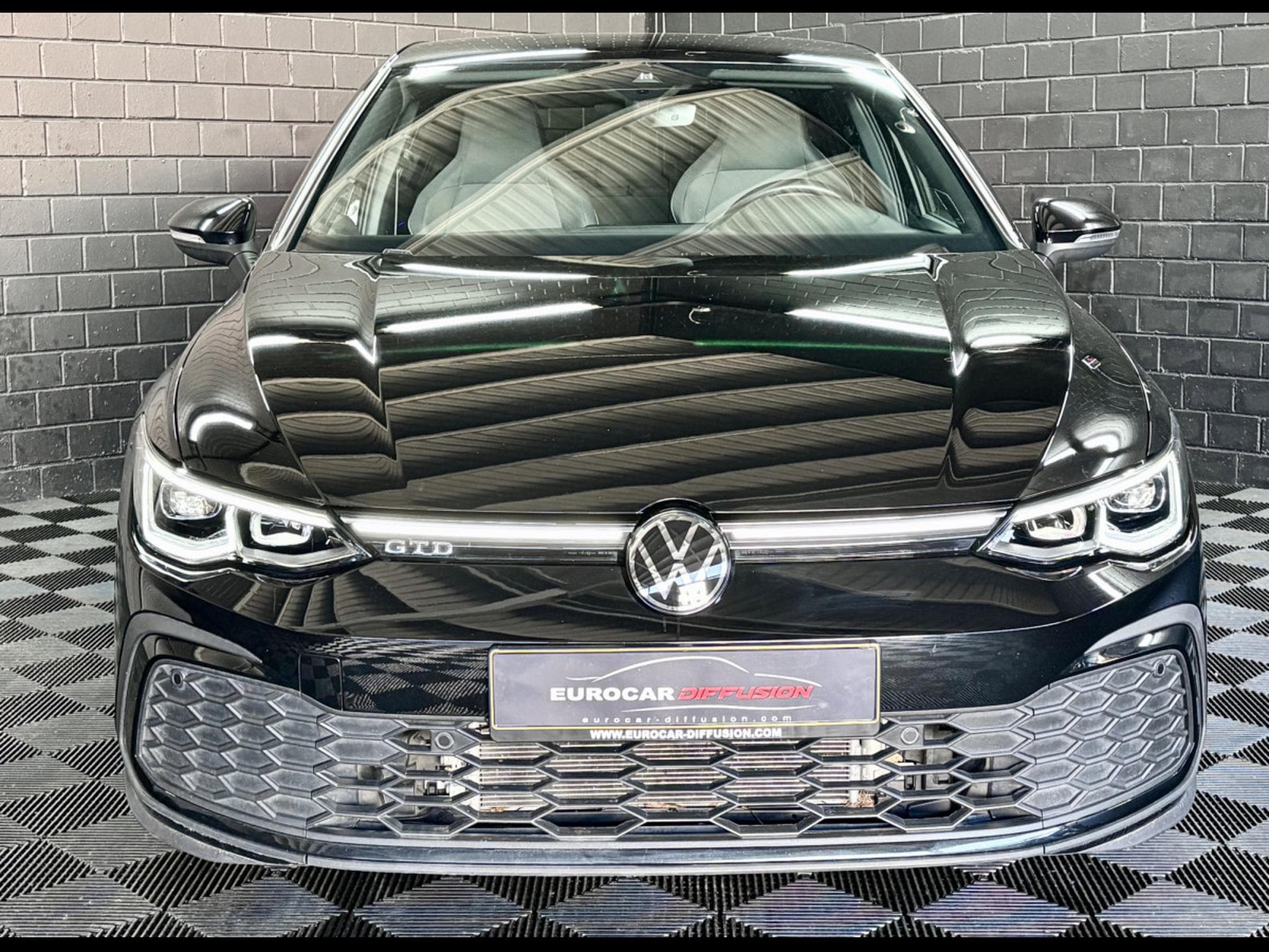 VW Golf GTD 2.0 TDI DSG7 200 CV *HARMAN* CAMERA* (2024) - Photo 2
