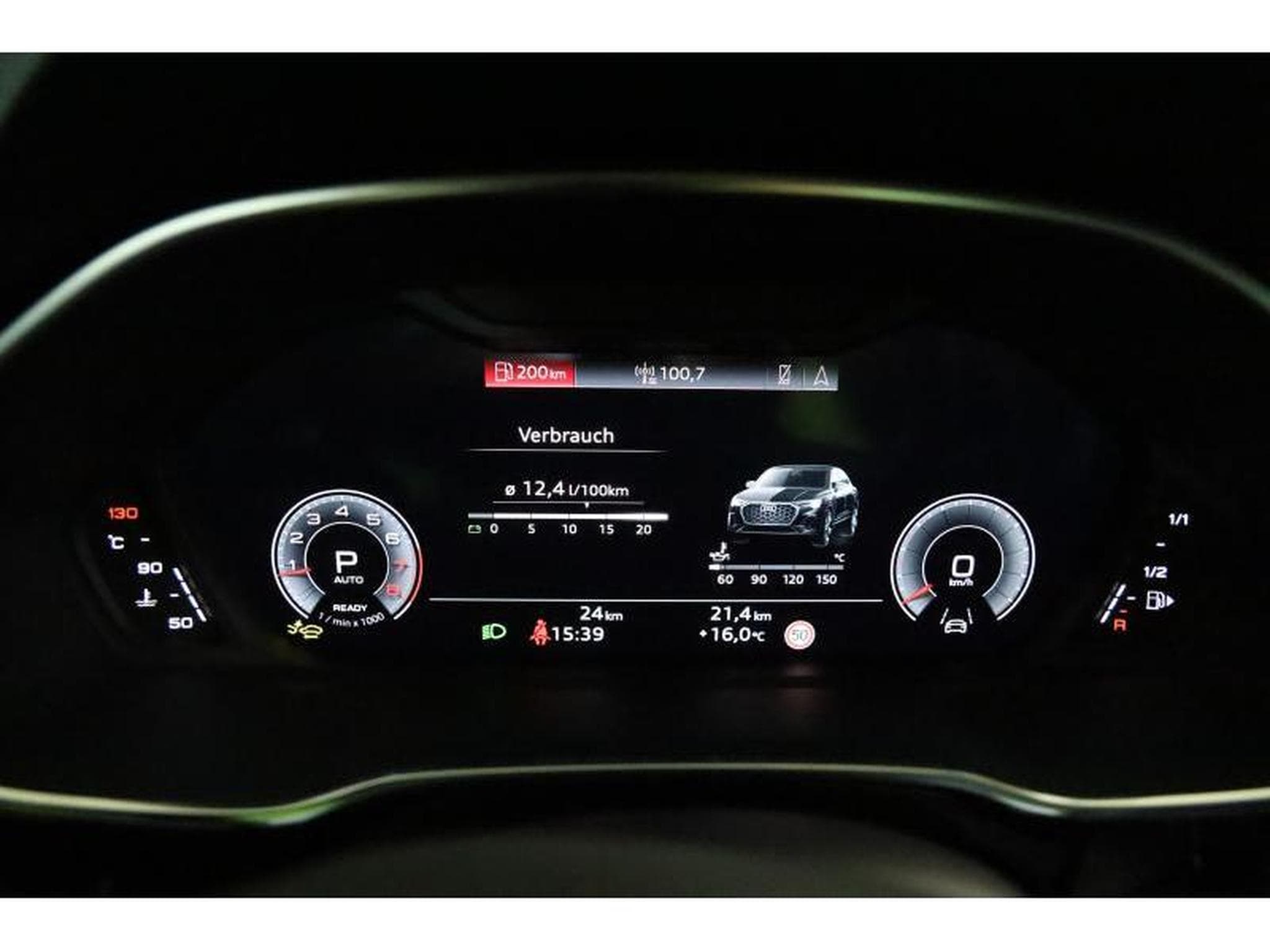 Audi Q3 Sportback S line (2024) - Photo 4